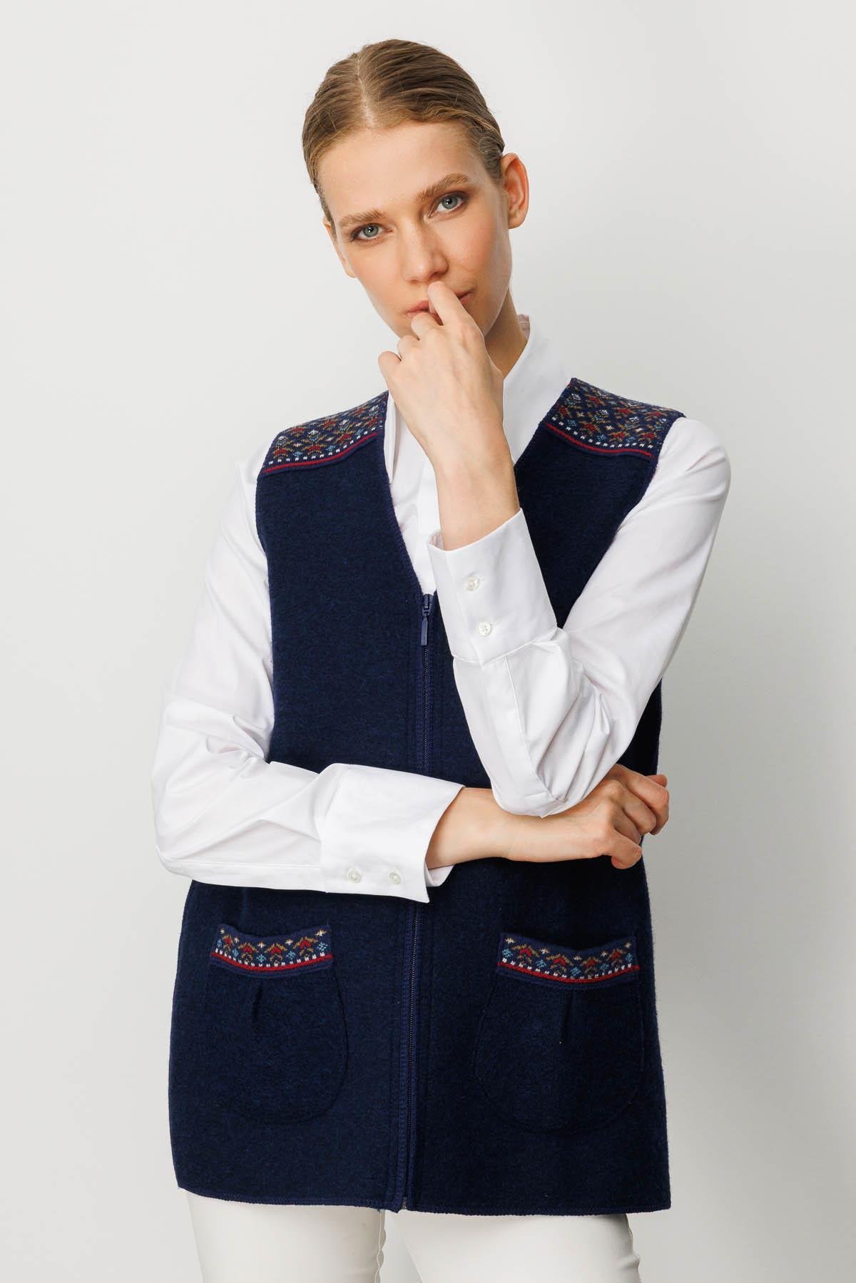 25017Kadın V Yaka Önü Keçe Fermuarlı Kısa Yün Yelek Y.A.Lacivert