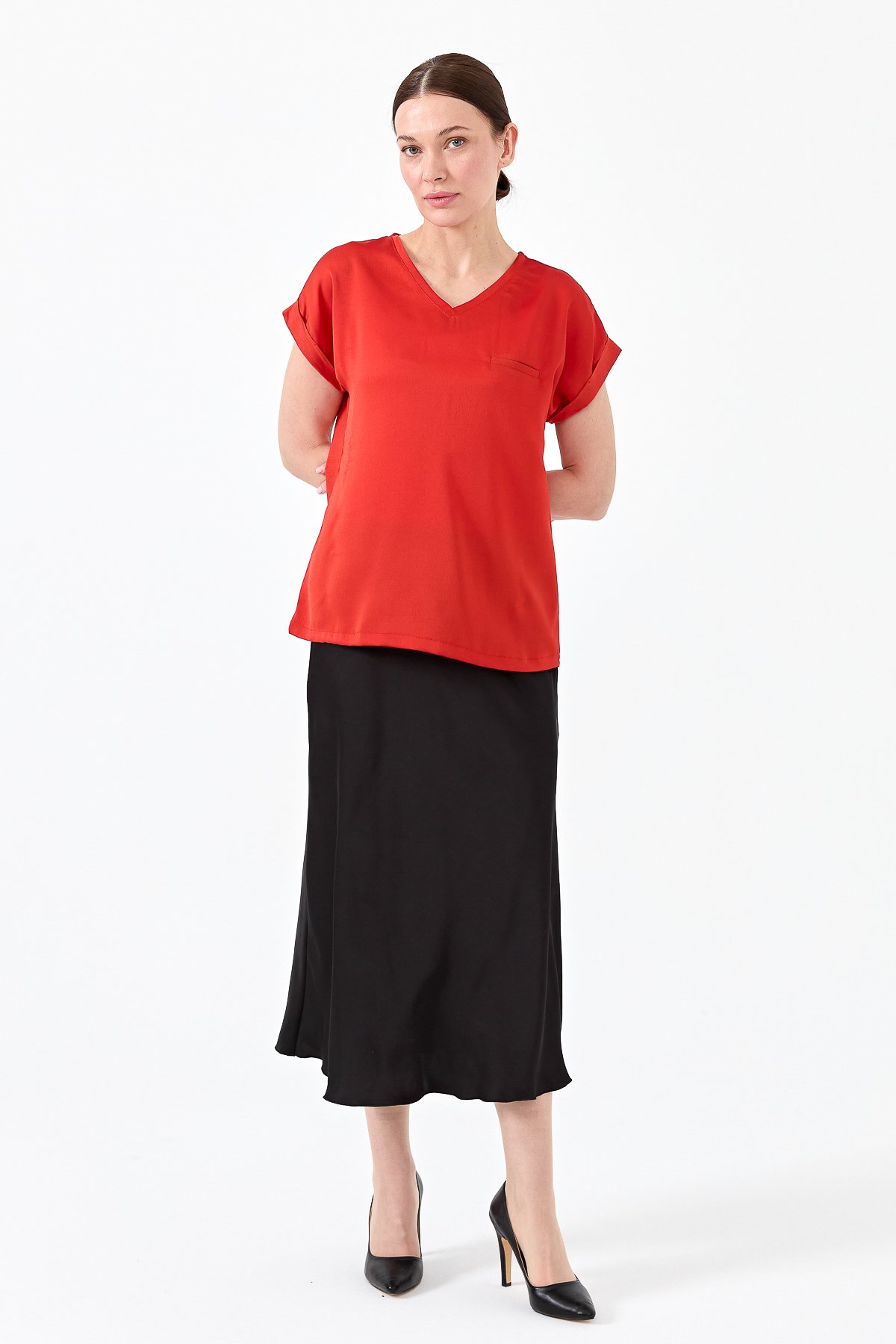 22706Kadın V Yaka Önü Saten Bluz Oranj