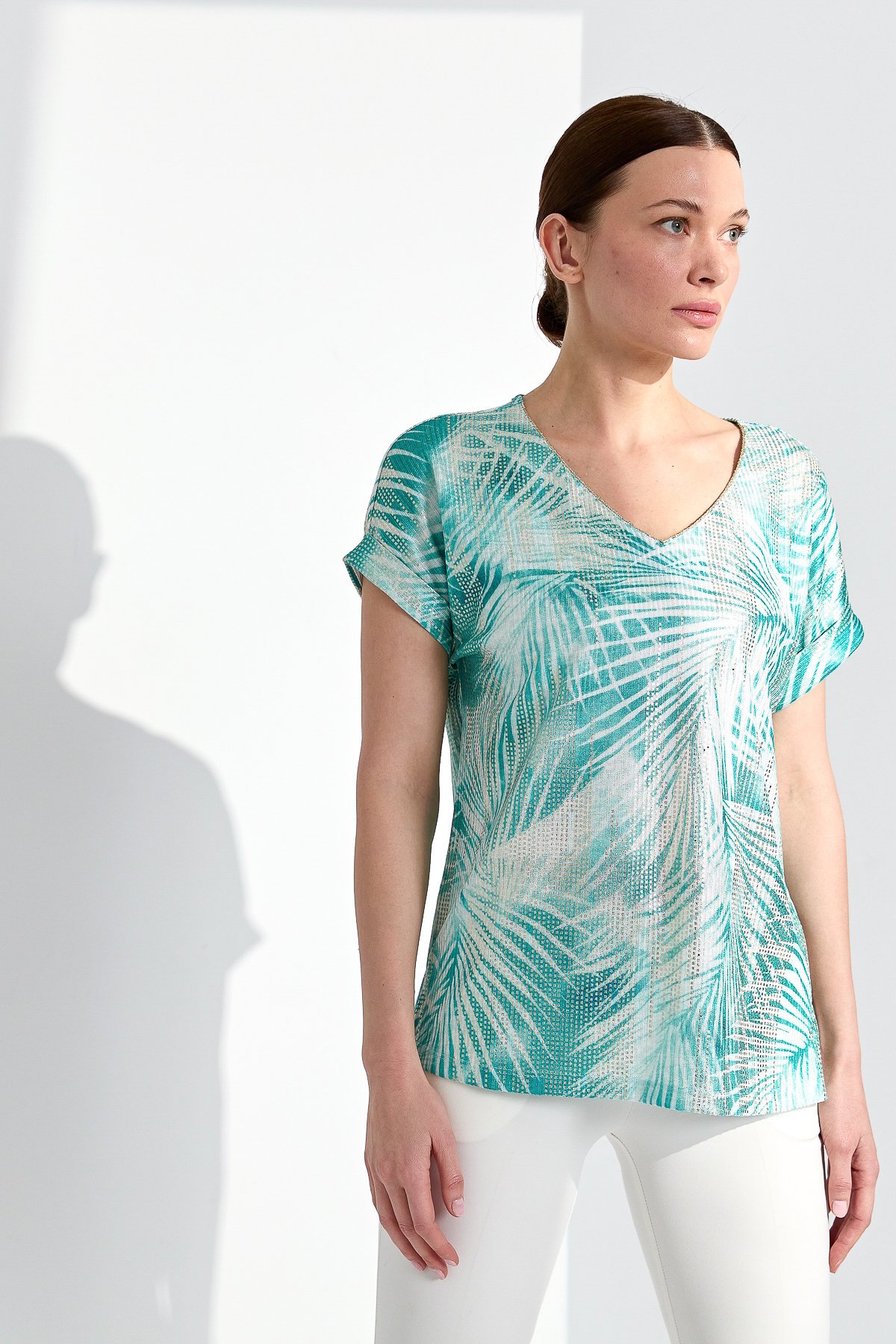 23460Kadın V Yaka Parlak Kumaş Penye Bluz Yeşil