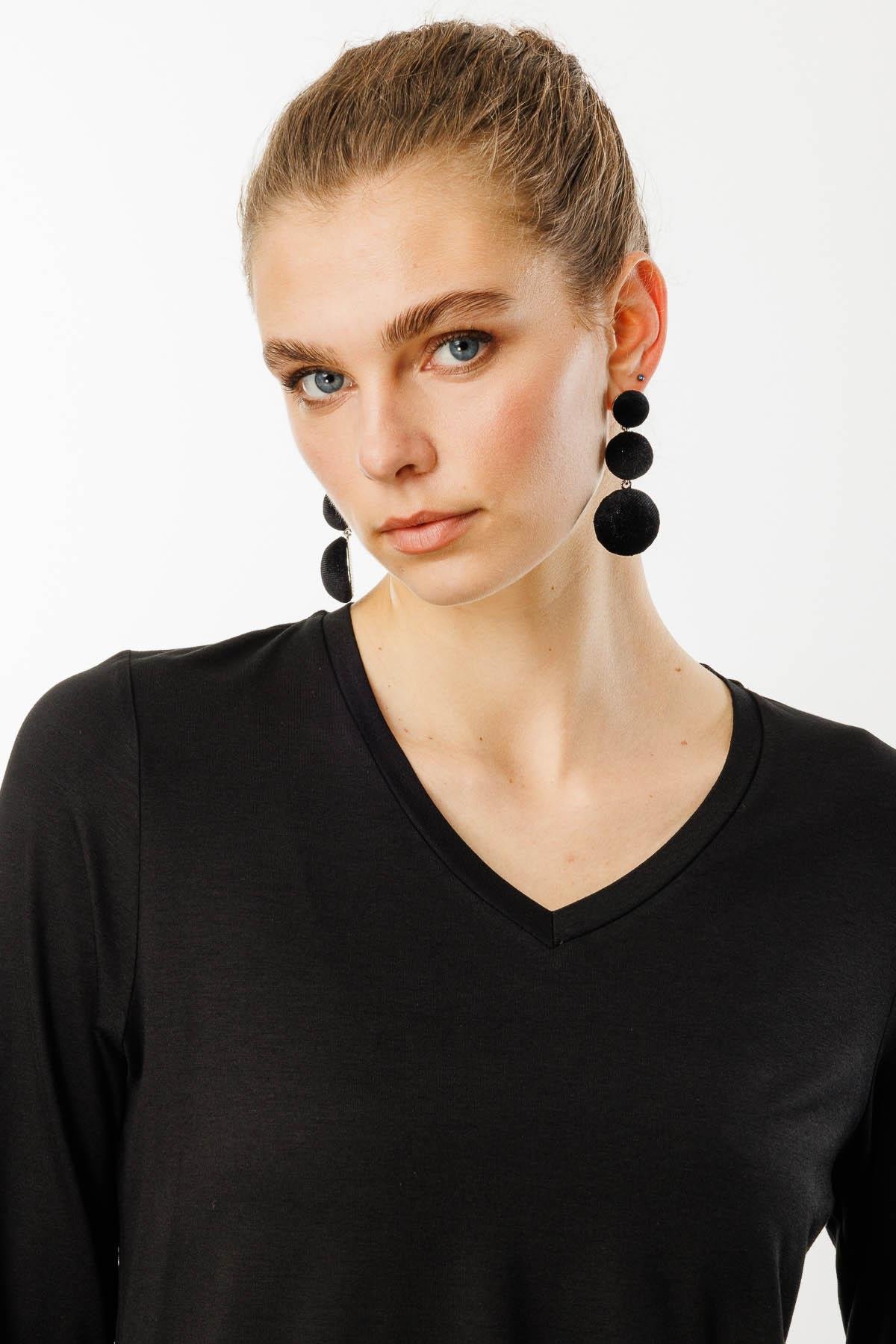 25753Kadın V Yaka Penye Bluz Siyah