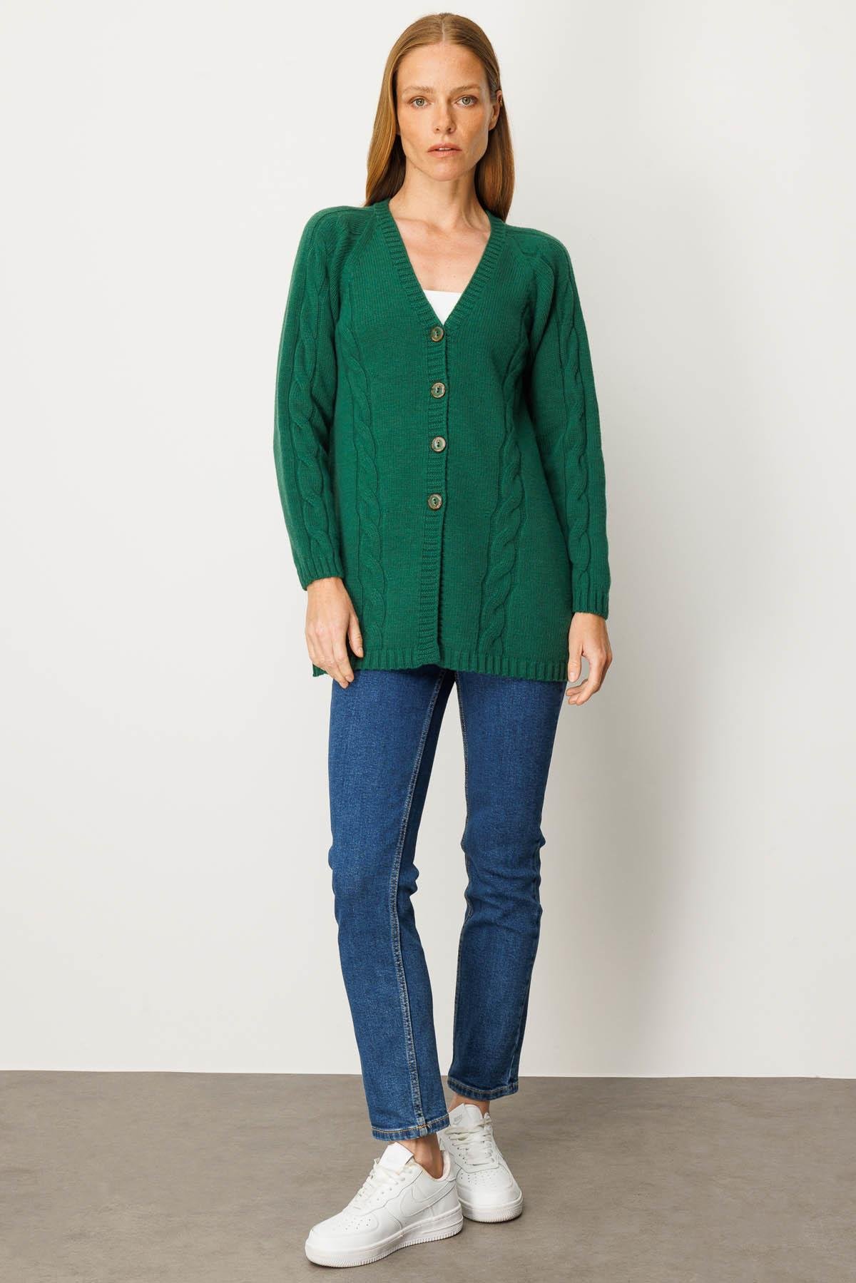 25178Kadın V Yaka Saç Örgülü Uzun Yün Hırka Ö.Başı