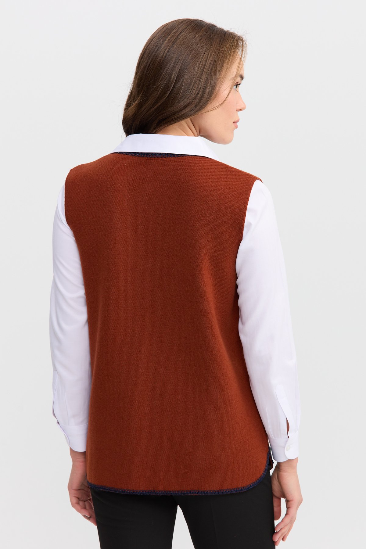 22112Kadın V Yaka Su Taşı Boncuk İşlemeli Kısa Yün Yelek A.Taba