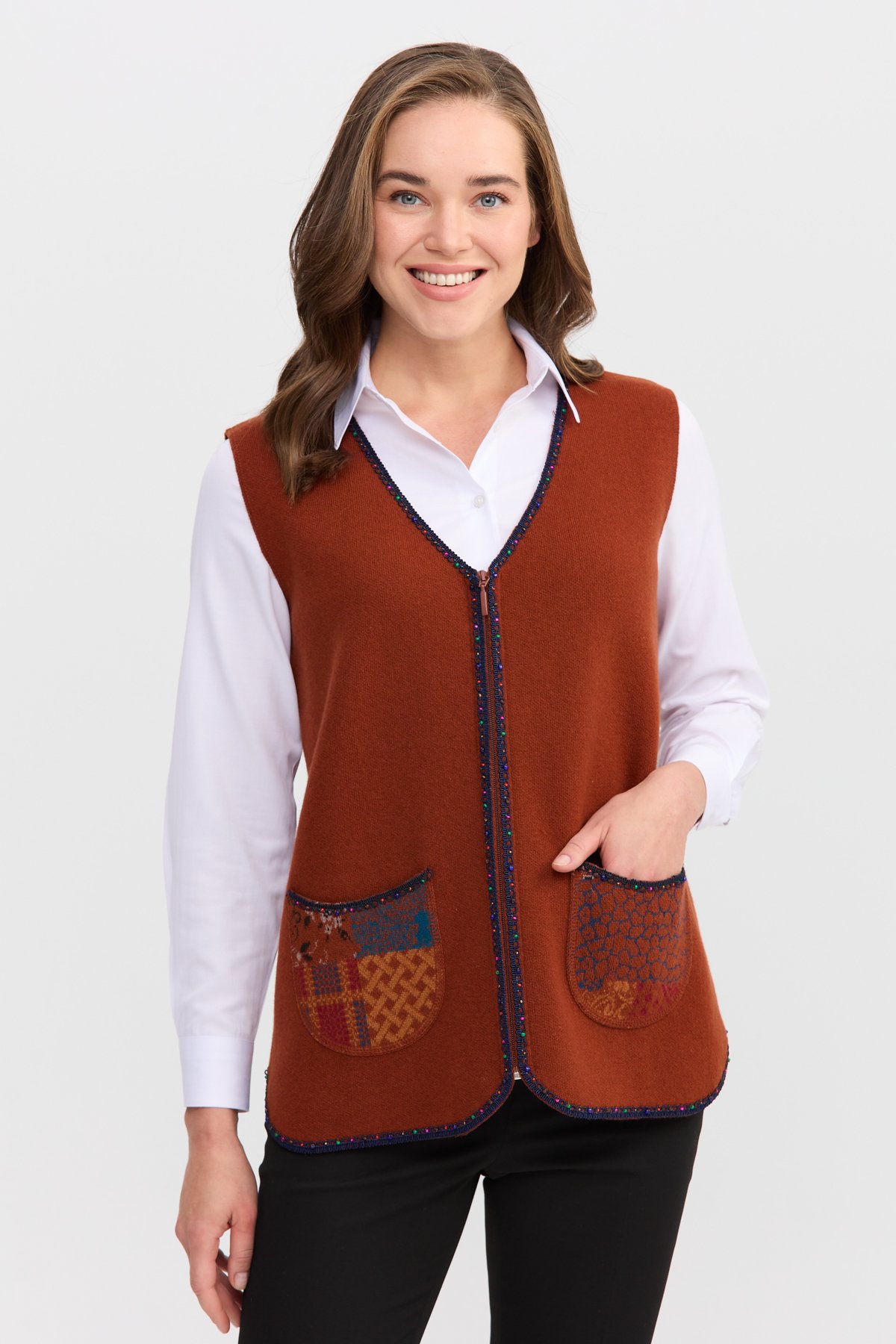 22112Kadın V Yaka Su Taşı Boncuk İşlemeli Kısa Yün Yelek A.Taba