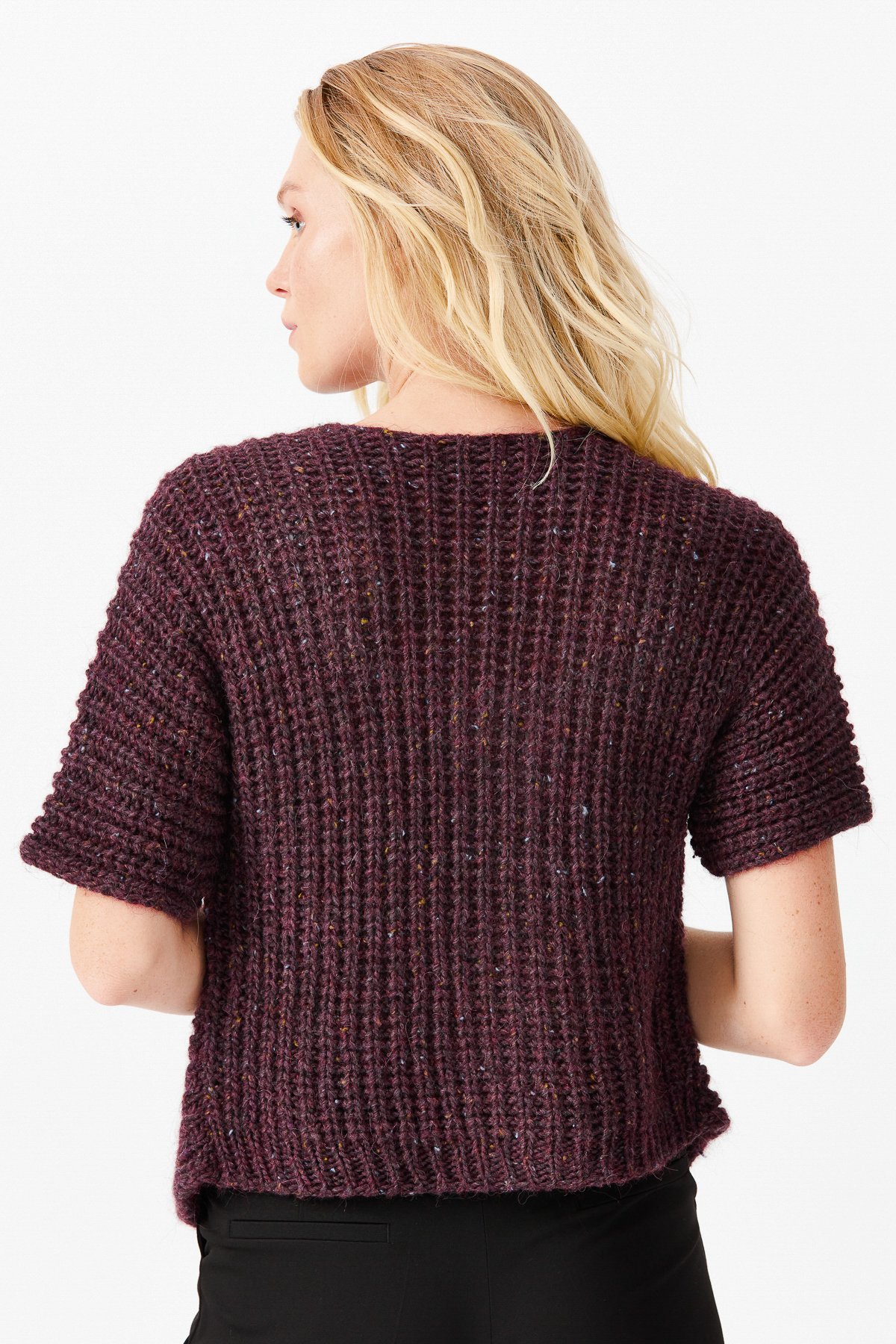 22194Женский короткий жилет на одной пуговице с v-образным вырезом, сливовый