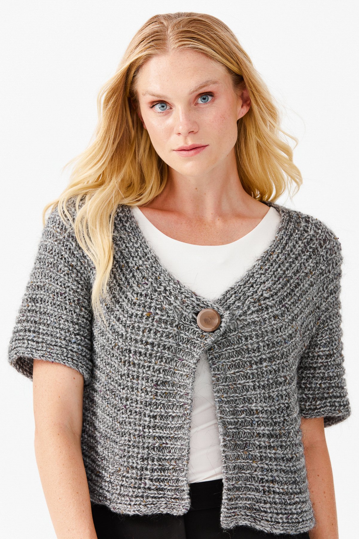 22194Женский короткий жилет на одной пуговице с v-образным вырезом, дымчатый