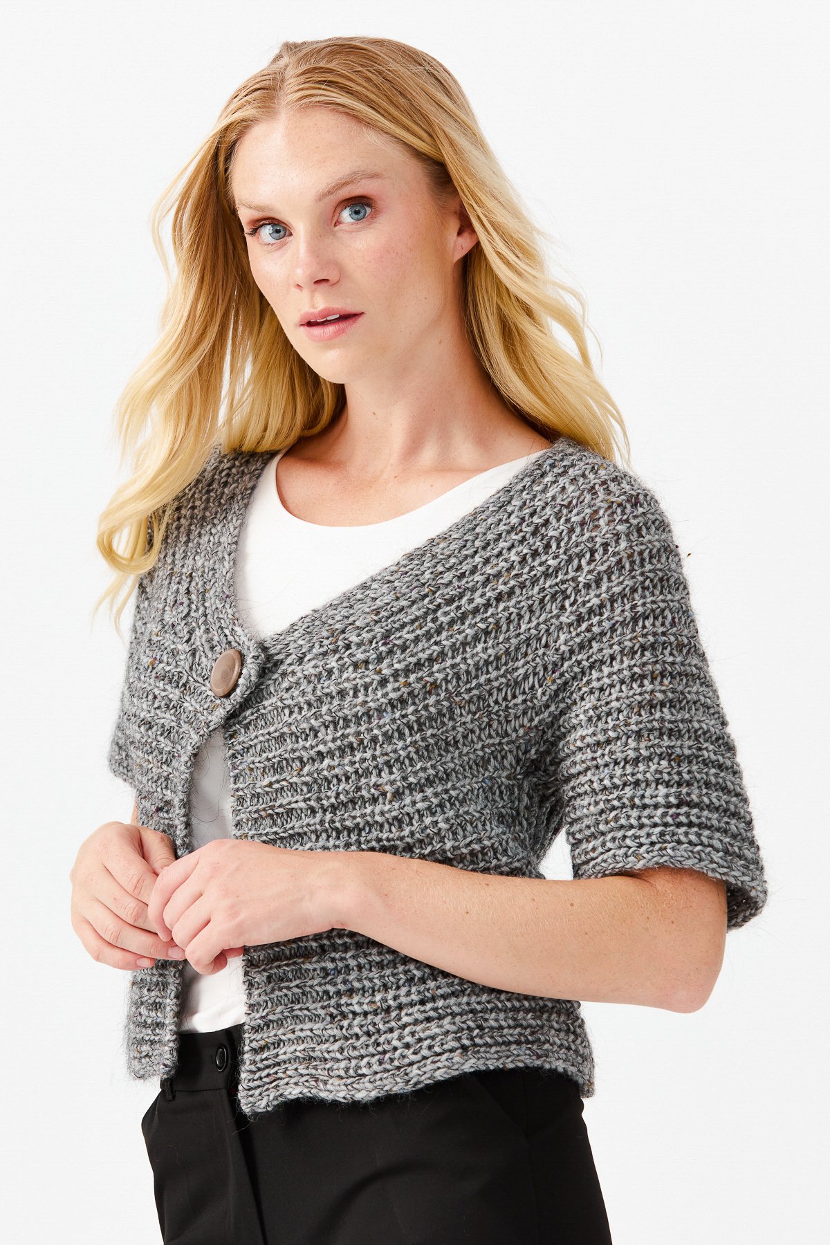 22194Женский короткий жилет на одной пуговице с v-образным вырезом, дымчатый