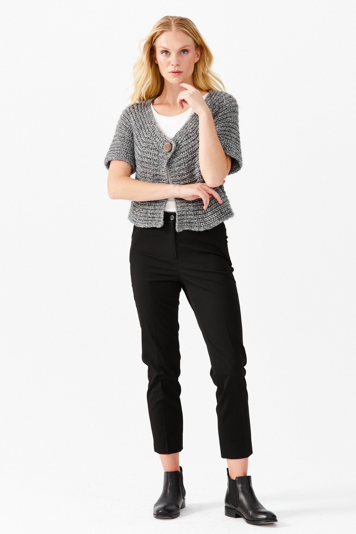 22194Женский короткий жилет на одной пуговице с v-образным вырезом, дымчатый