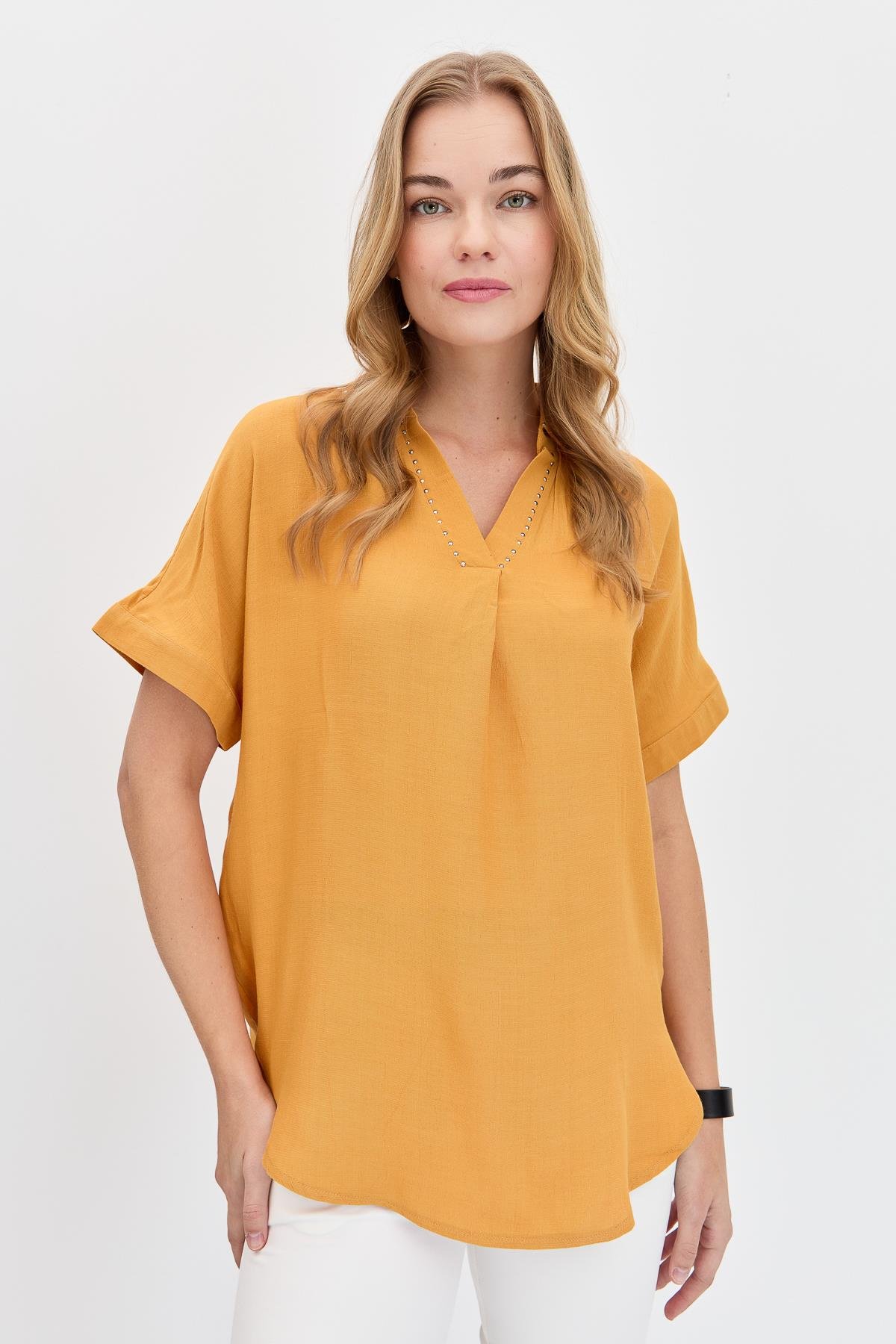 KMY24072Kadın Yaka Kenarı Taşlı Maroken Gömlek Hardal