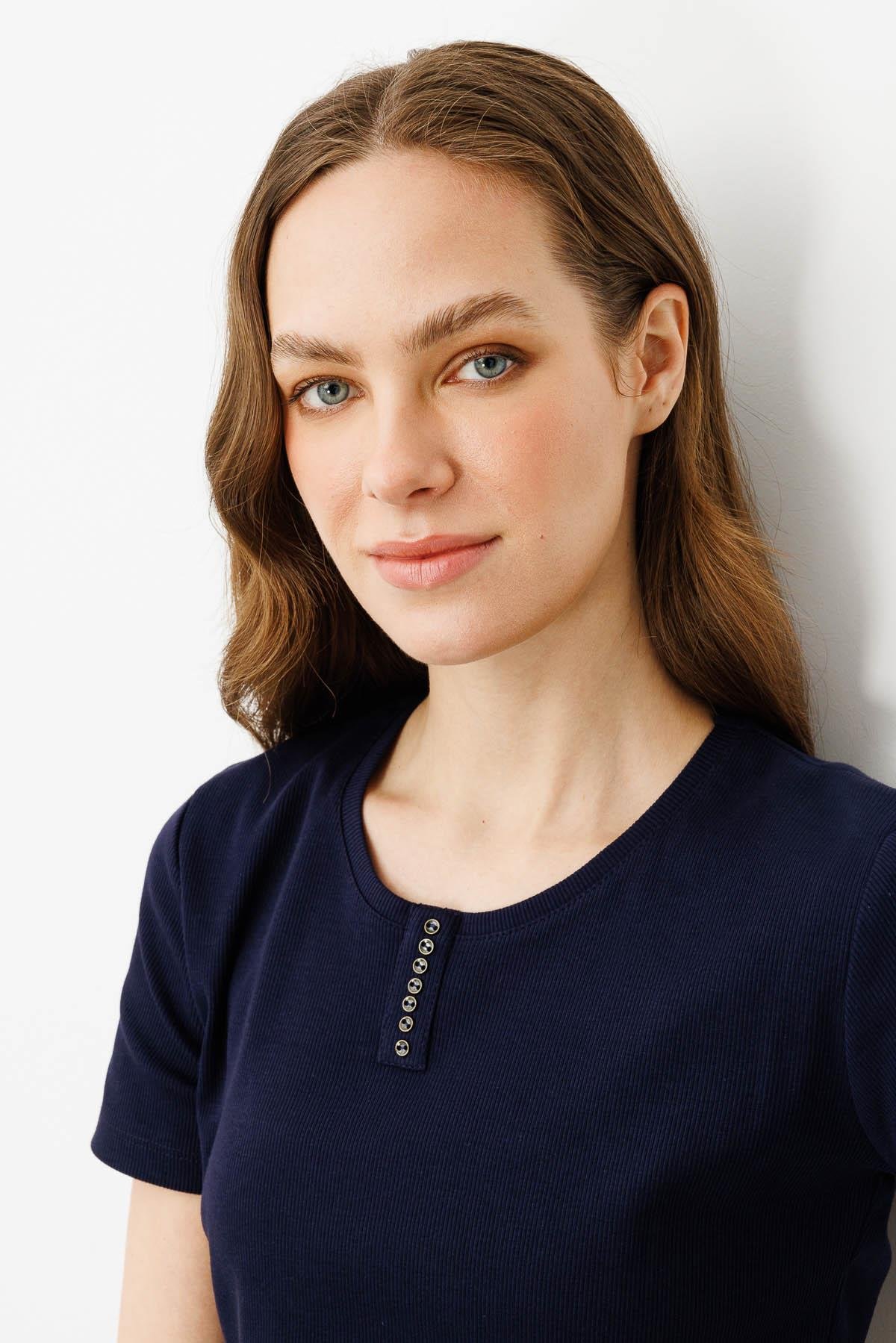 9703Kadın Yakası Düğmeli Penye T-shirt Lacivert