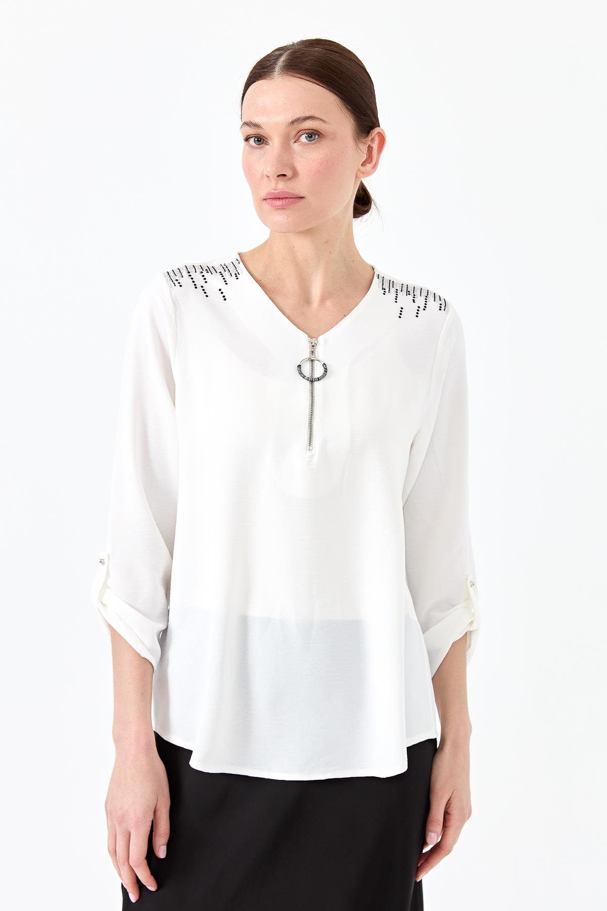 23464Kadın Yakası Fermuarlı Penye Bluz Ekru