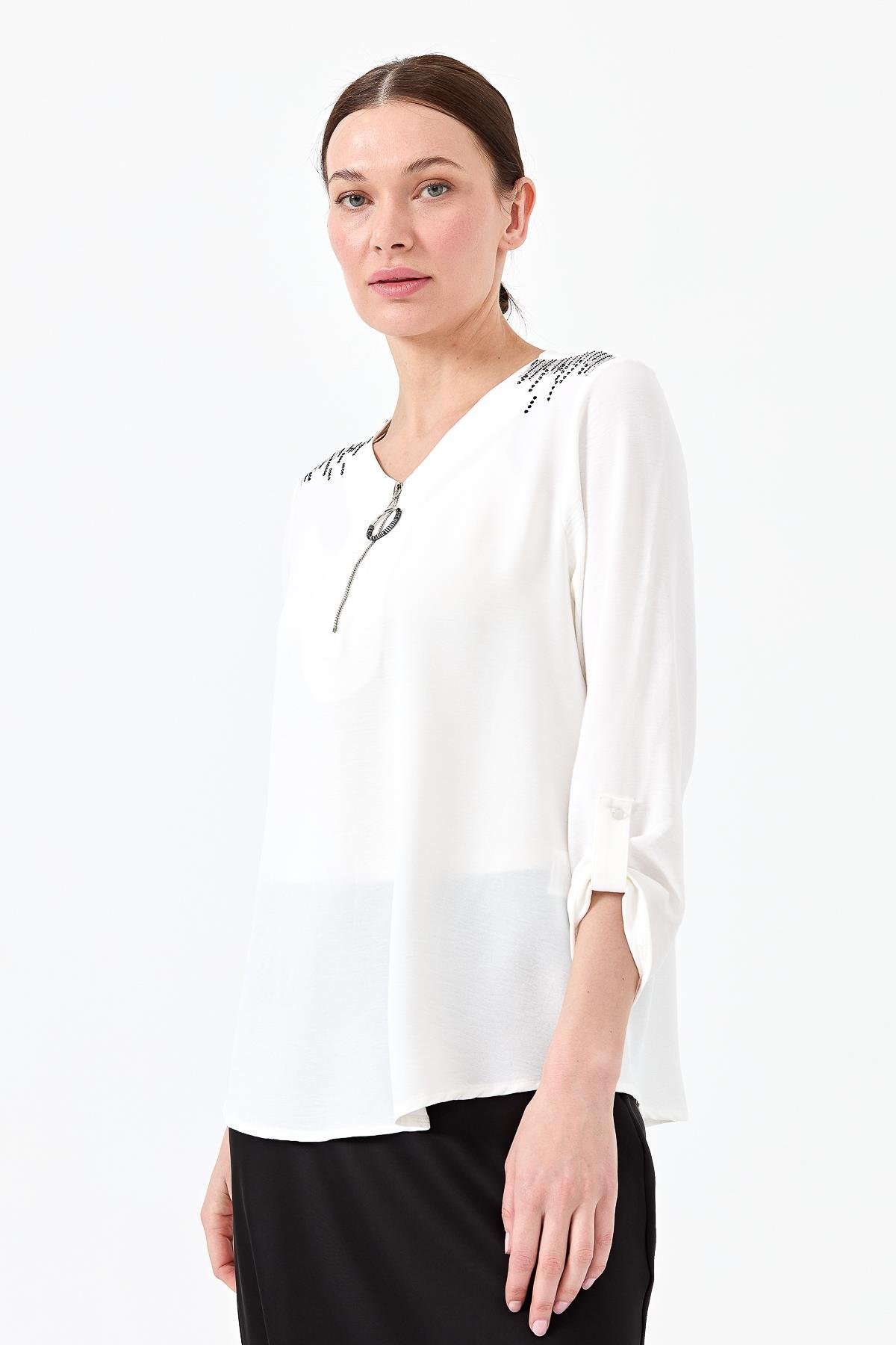 23464Kadın Yakası Fermuarlı Penye Bluz Ekru