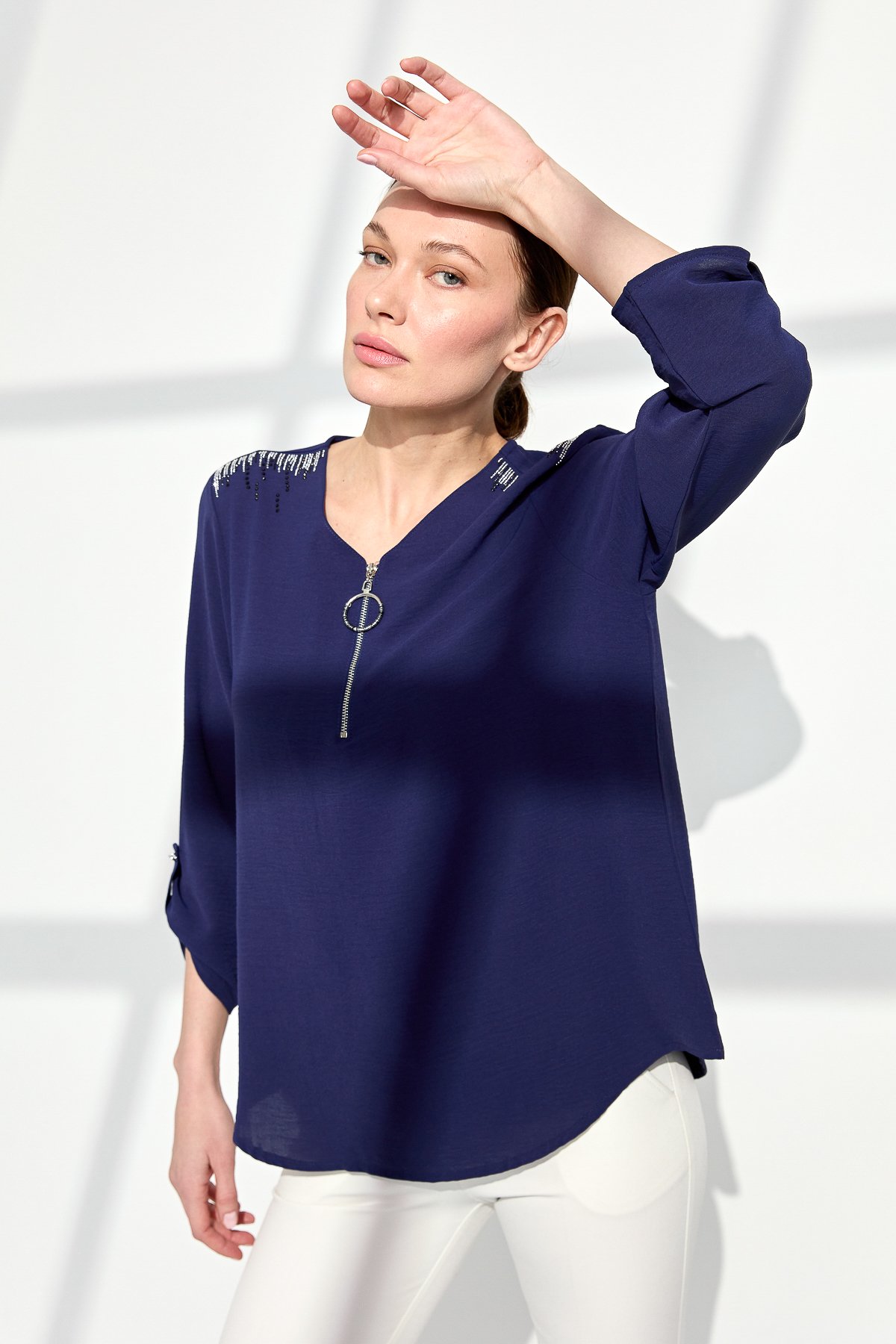 23464Kadın Yakası Fermuarlı Penye Bluz Lacivert