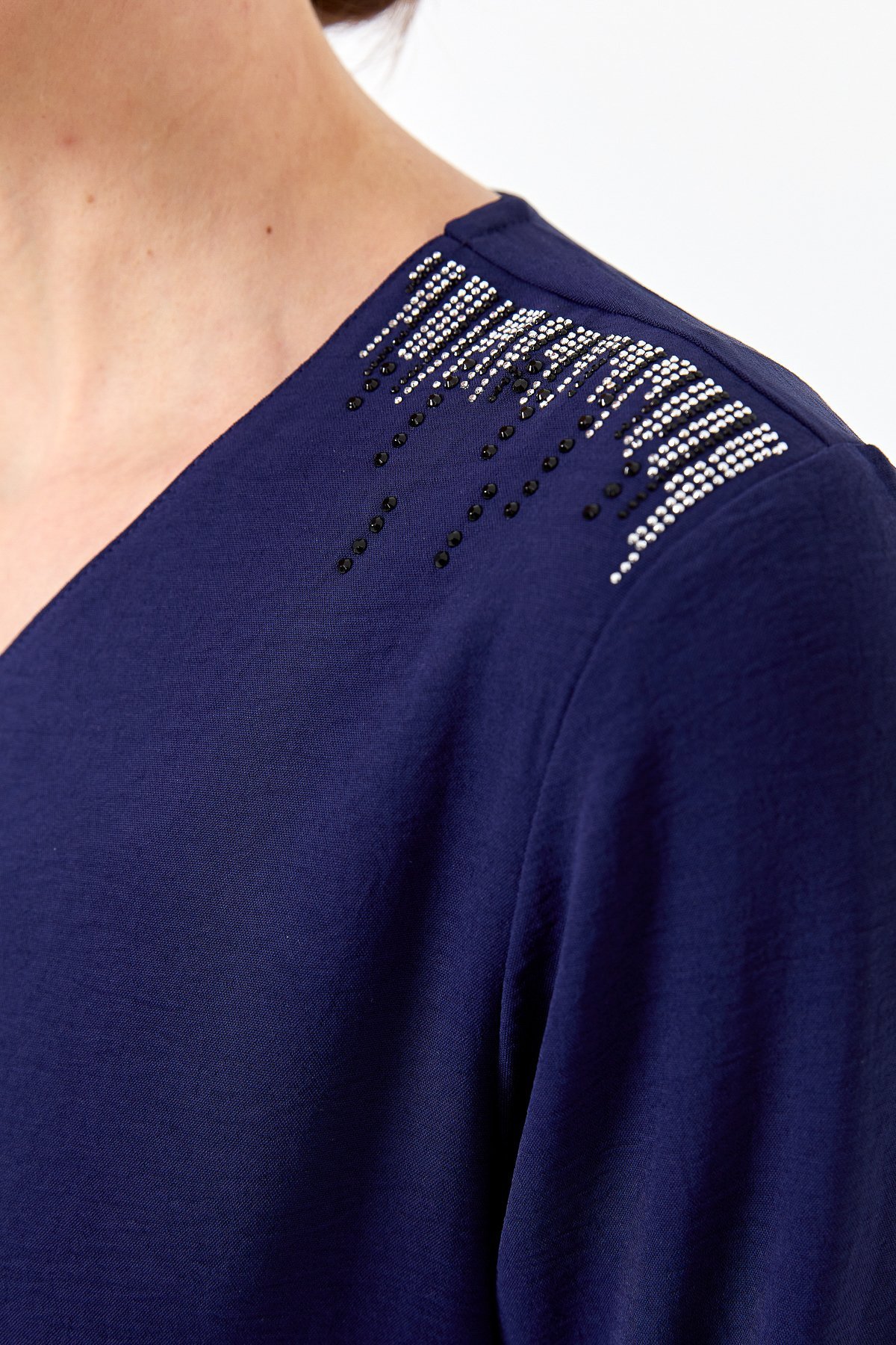 23464Kadın Yakası Fermuarlı Penye Bluz Lacivert