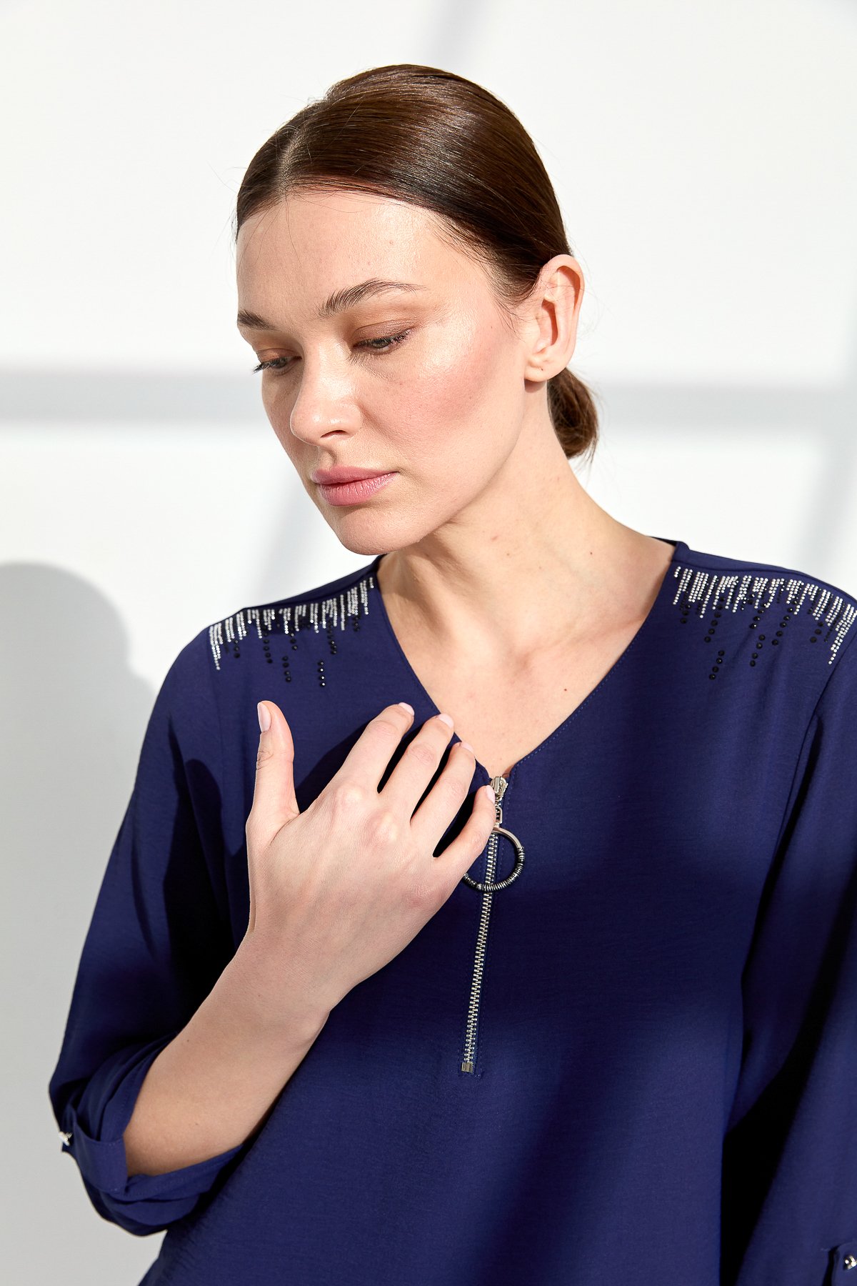 23464Kadın Yakası Fermuarlı Penye Bluz Lacivert