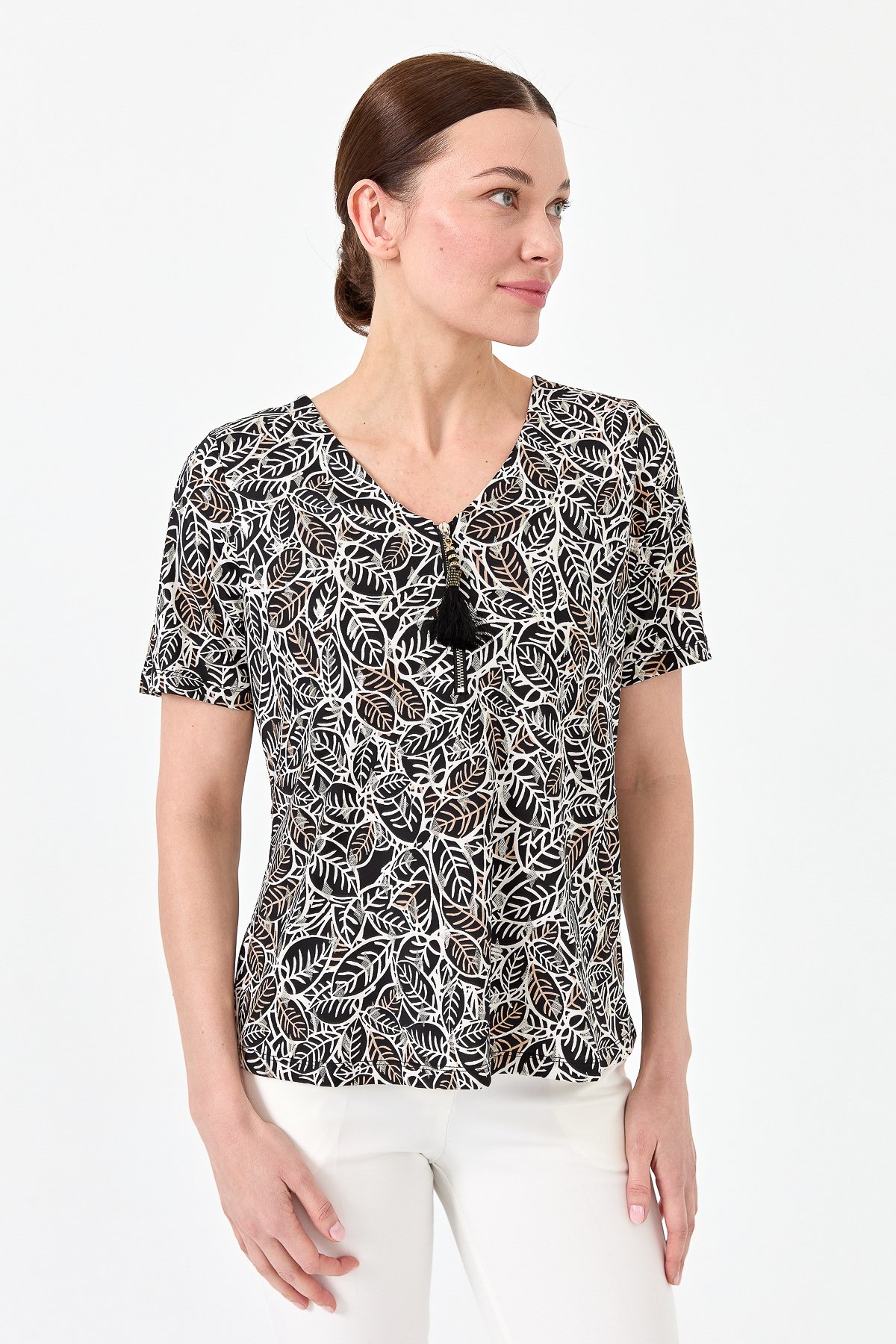 23470Kadın Yakası Fermuarlı Penye Tshirt Siyah