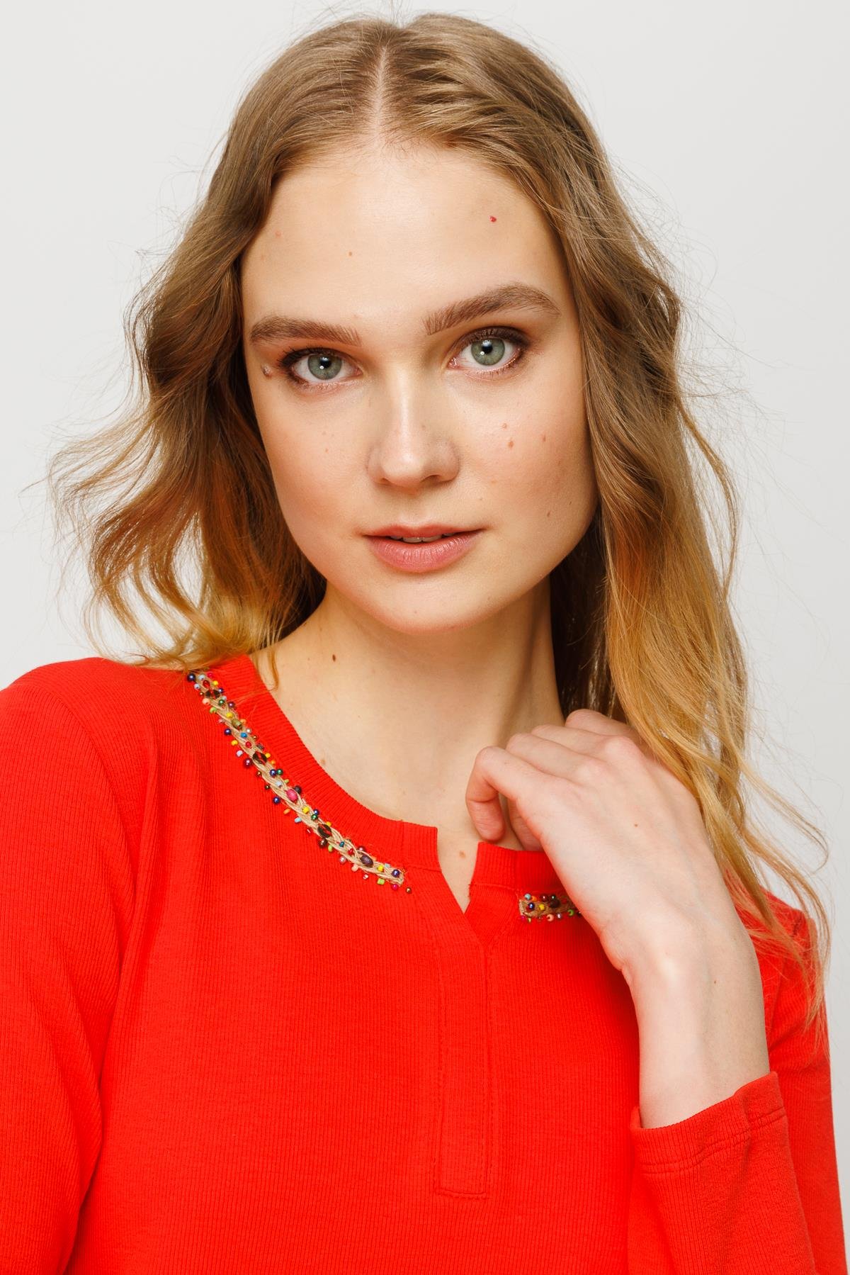 23752Kadın Yakası İşlemeli Penye Bluz Oranj