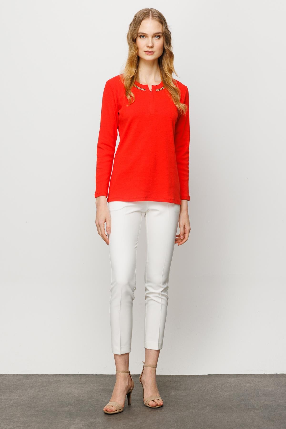 23752Kadın Yakası İşlemeli Penye Bluz Oranj