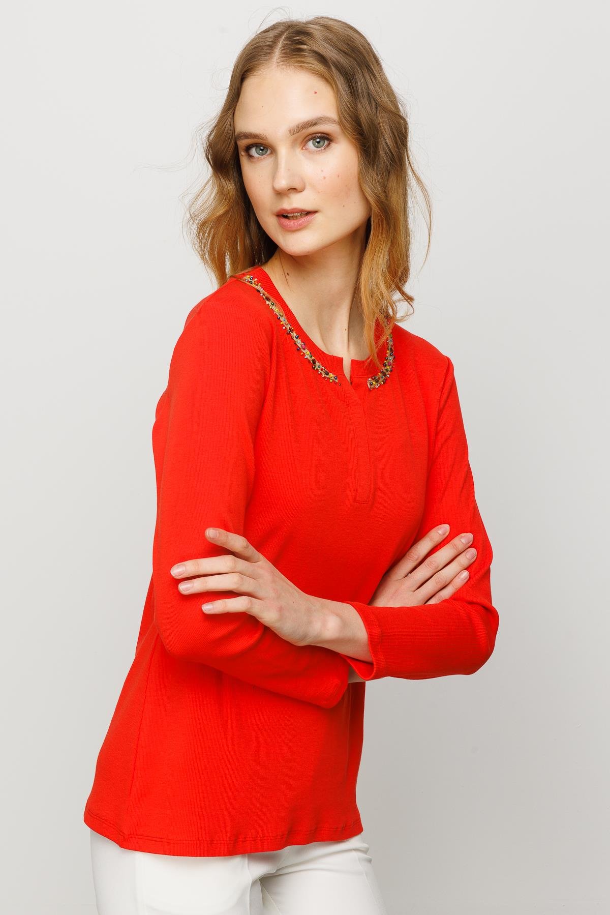 23752Kadın Yakası İşlemeli Penye Bluz Oranj