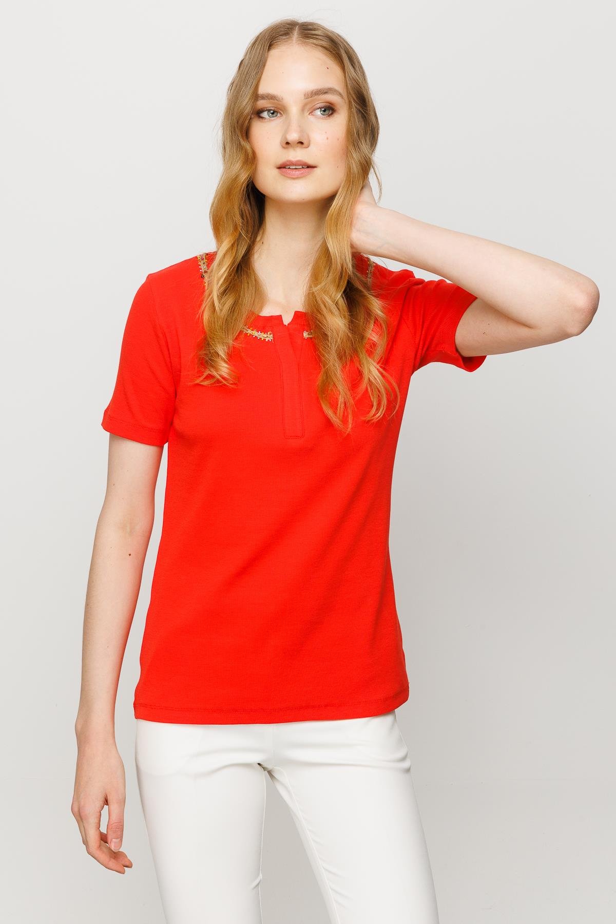 23751Kadın Yakası İşlemeli Penye T-shirt Oranj