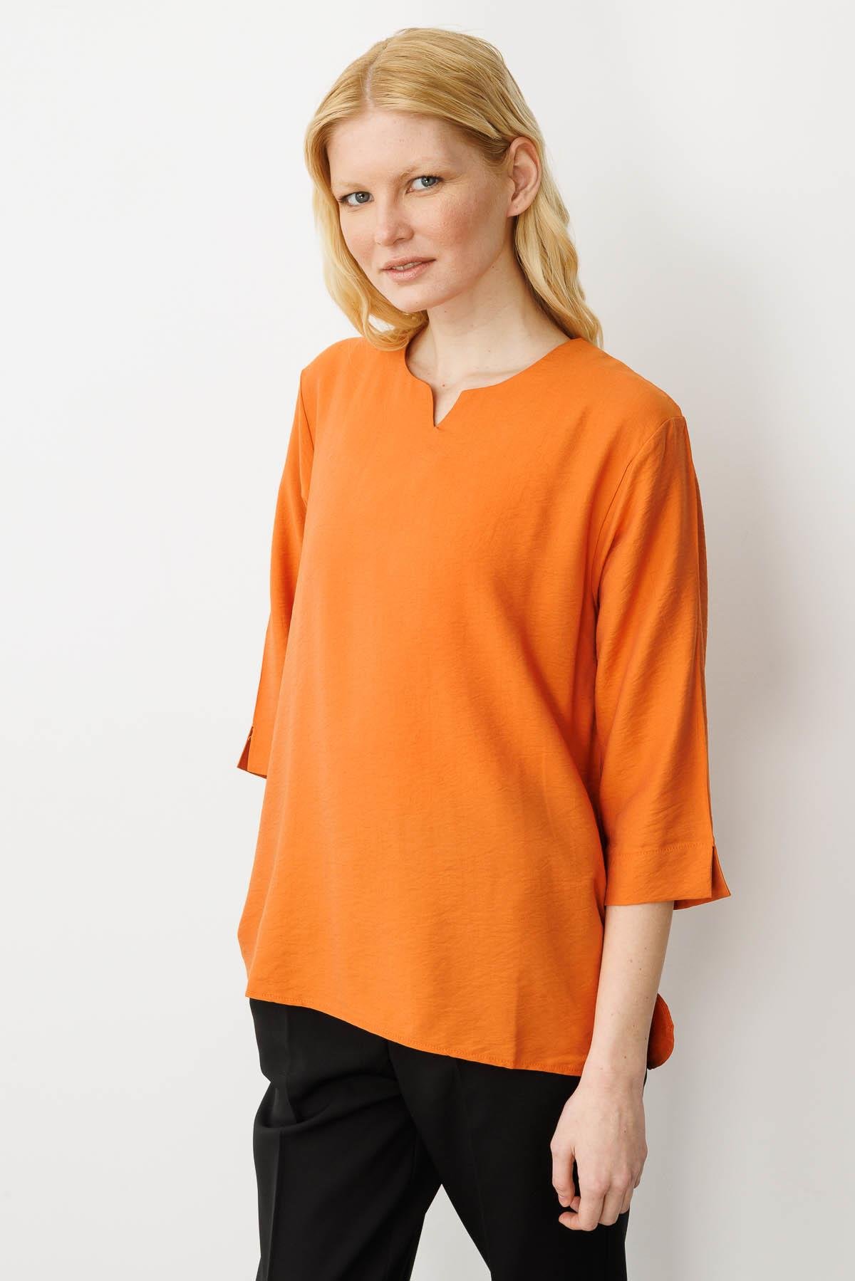 25776Kadın Yakası Kolu ve Eteği Yırtmaçlı Bluz Turuncu