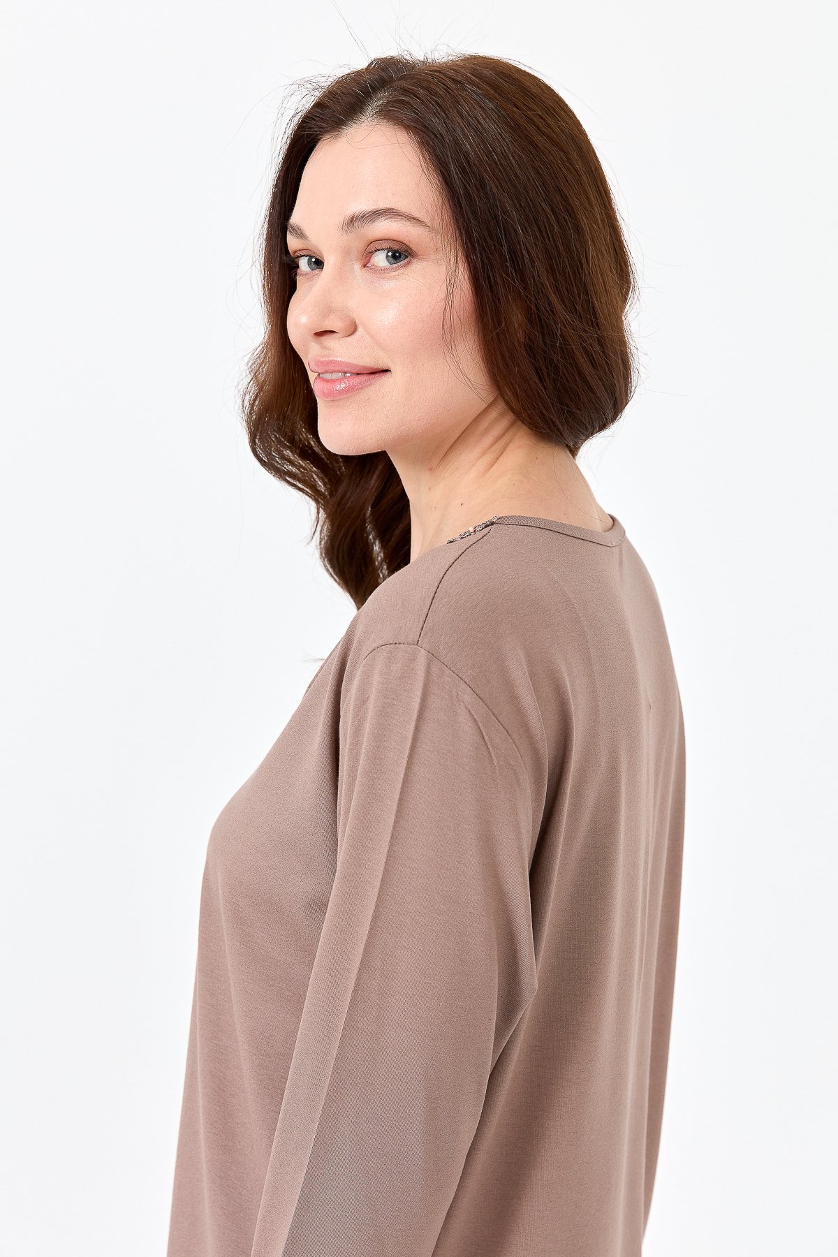 23705Kadın Yakası Patlı Boncuk İşlemeli Penye Bluz Vizon