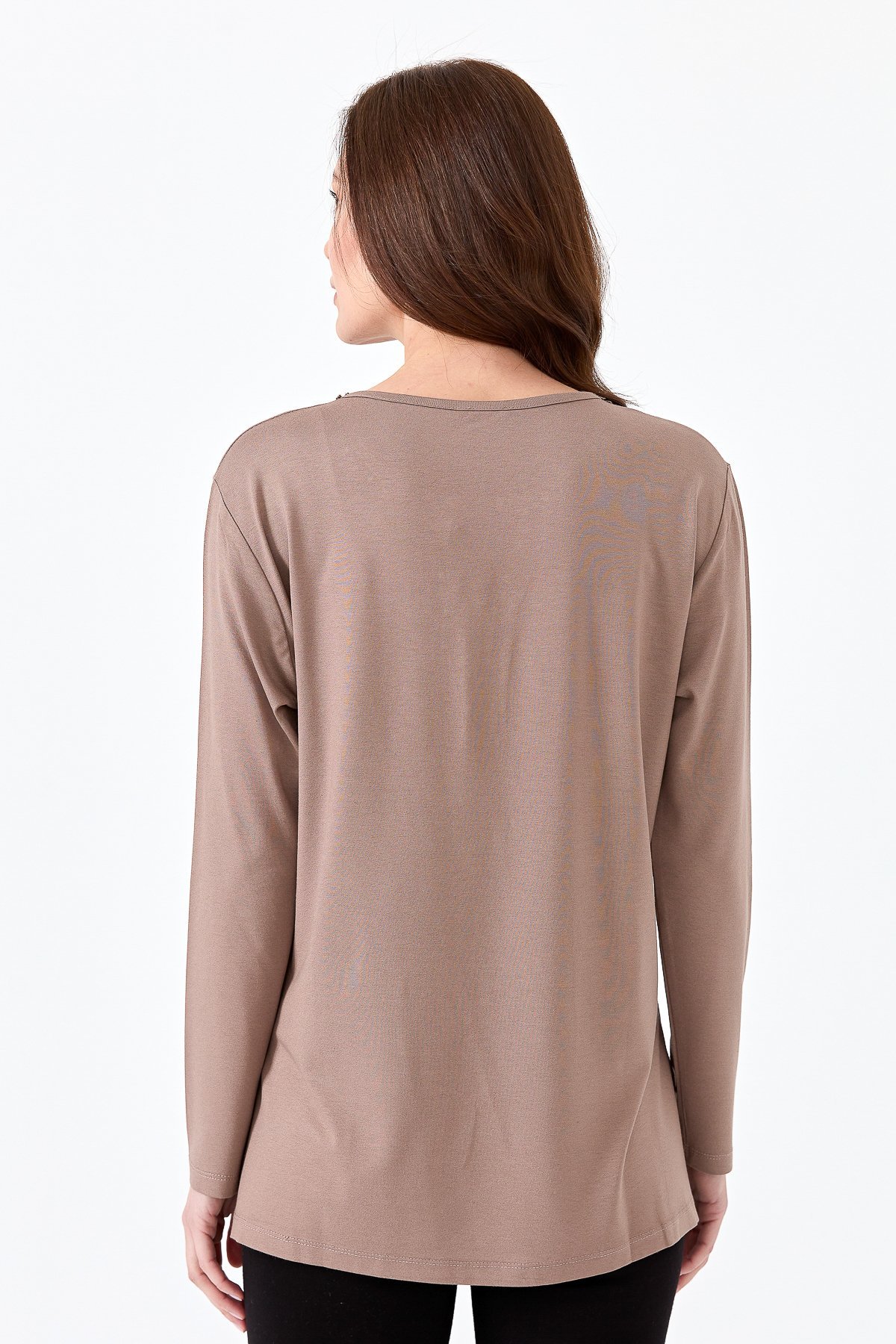 23705Kadın Yakası Patlı Boncuk İşlemeli Penye Bluz Vizon