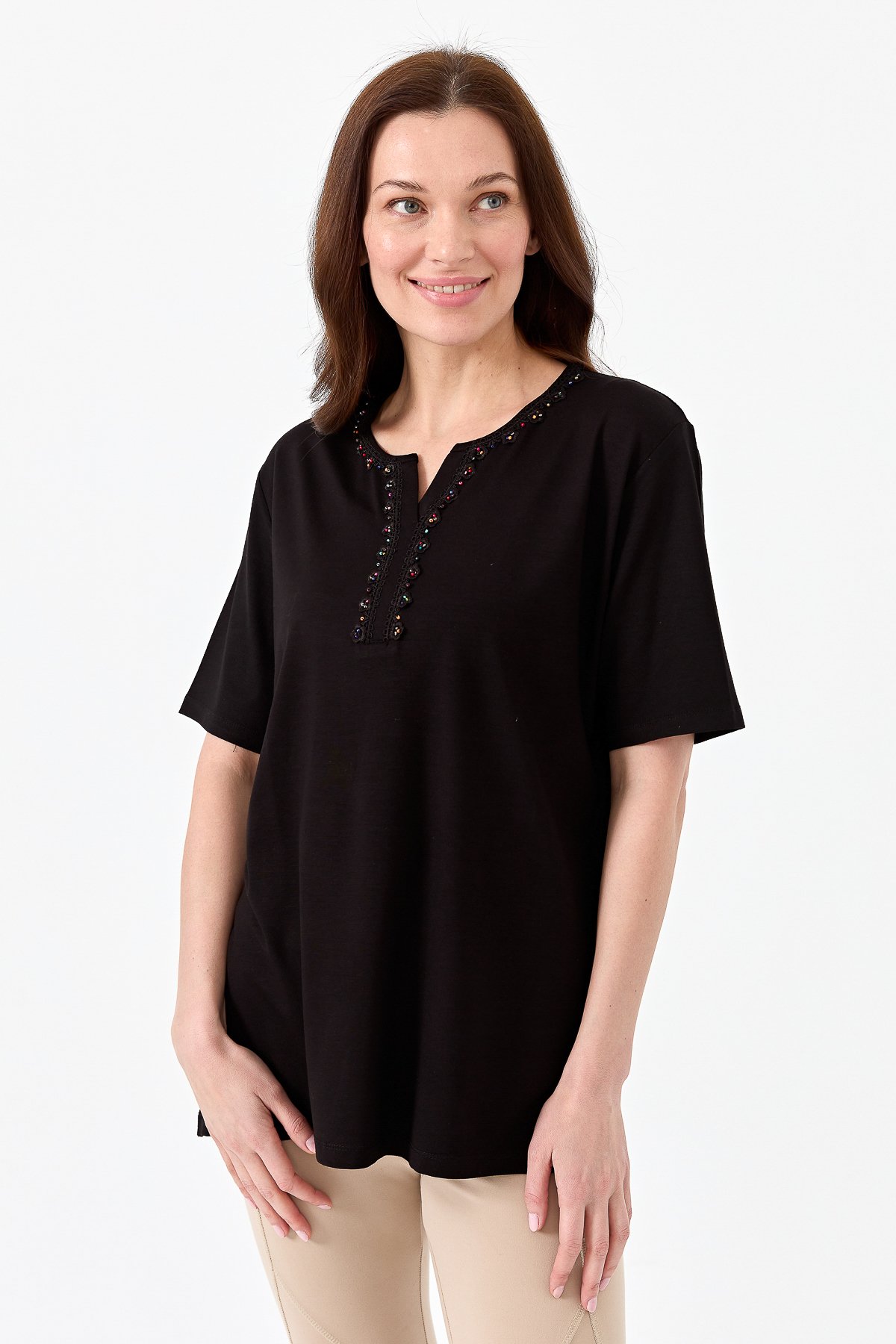 23703Kadın Yakası Patlı Boncuk İşlemeli Penye T-shirt Siyah