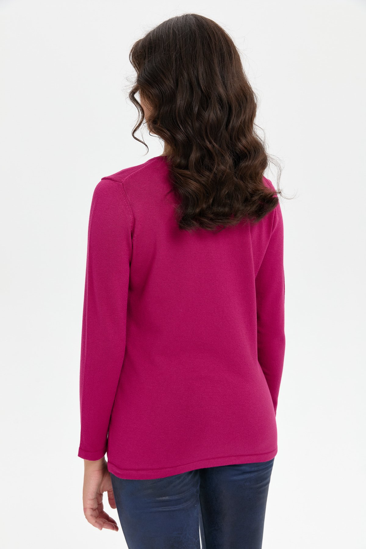 24091Kadın Yakası Renkli Çiçek İşlemeli Kazak Sıklamen