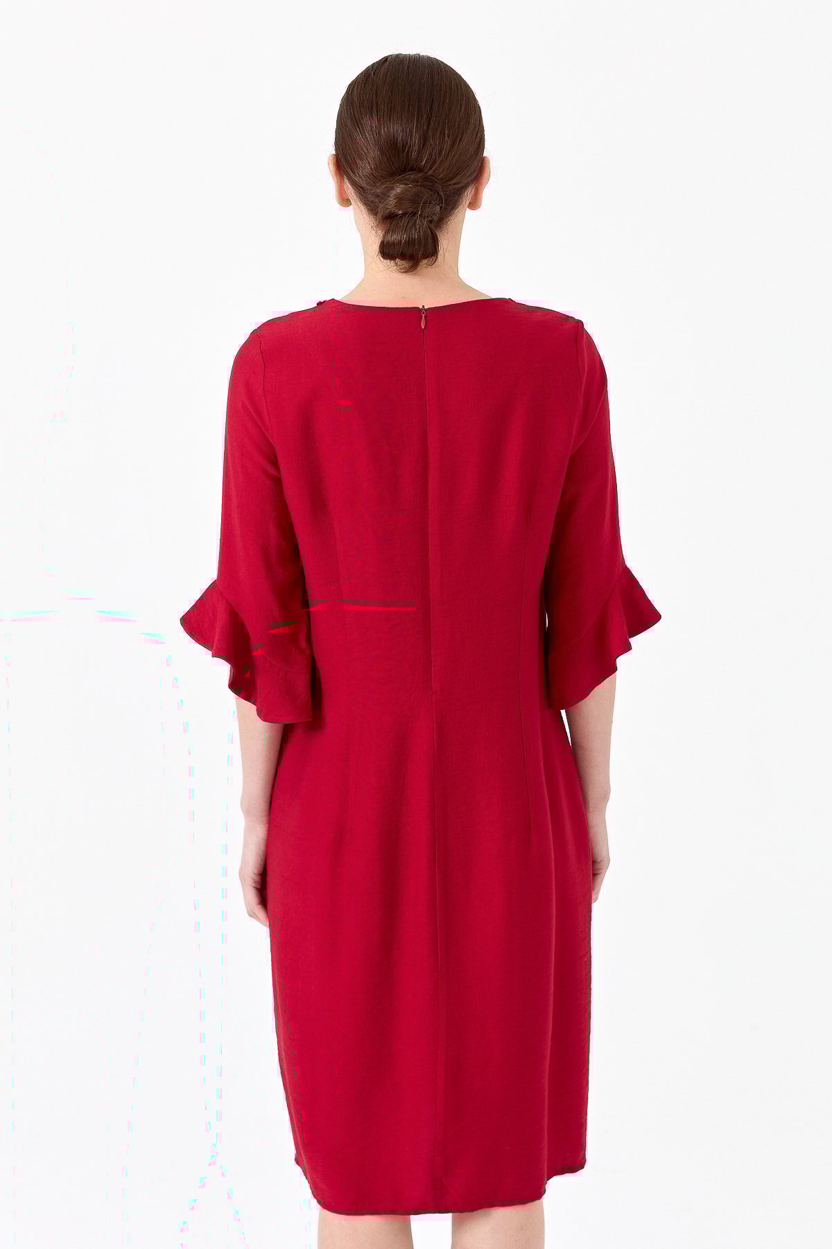 22723Kadın Yakası Zincir Aksesuarlı Keten Elbise Kırmızı