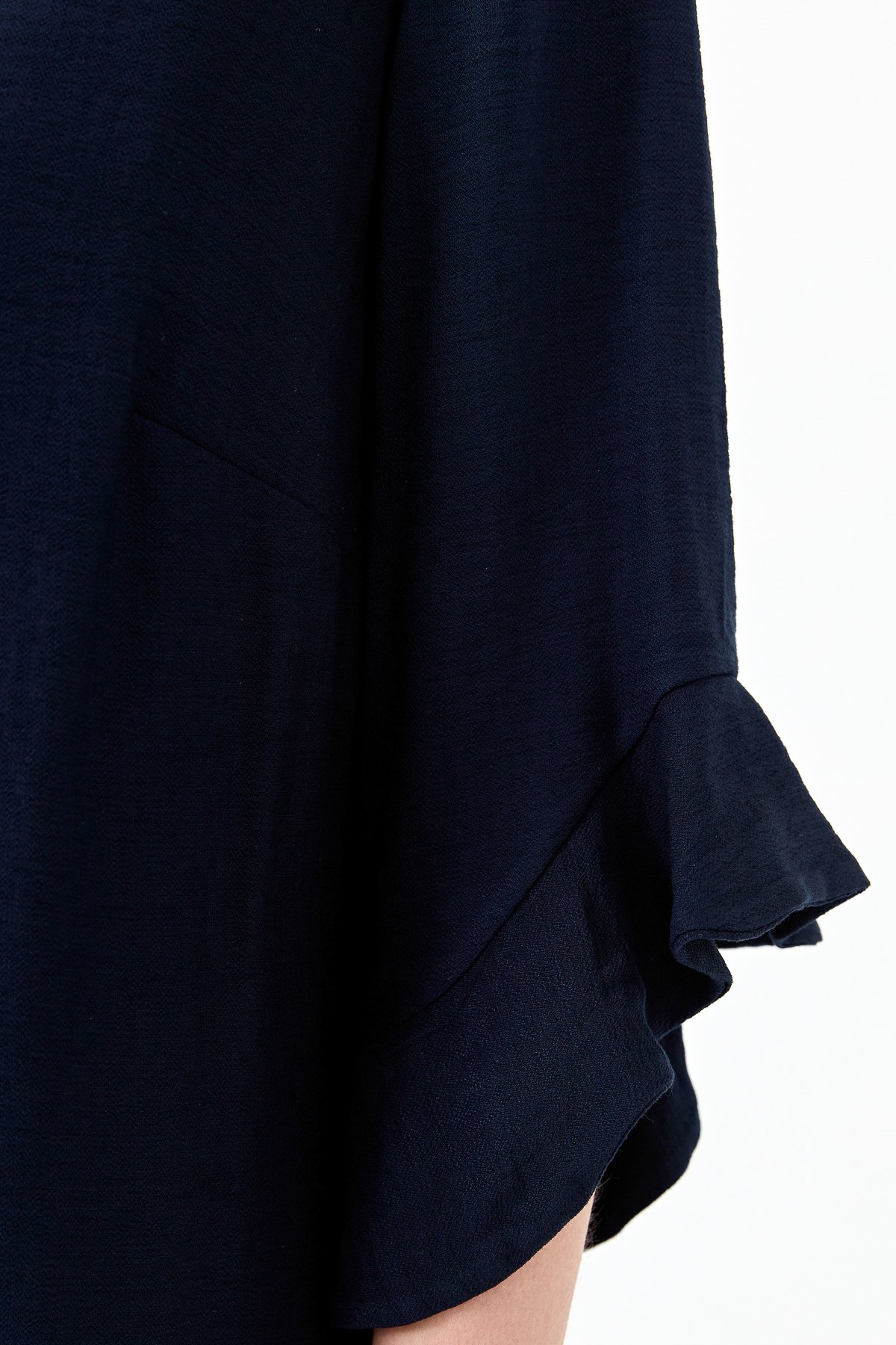 22723Kadın Yakası Zincir Aksesuarlı Keten Elbise Lacivert