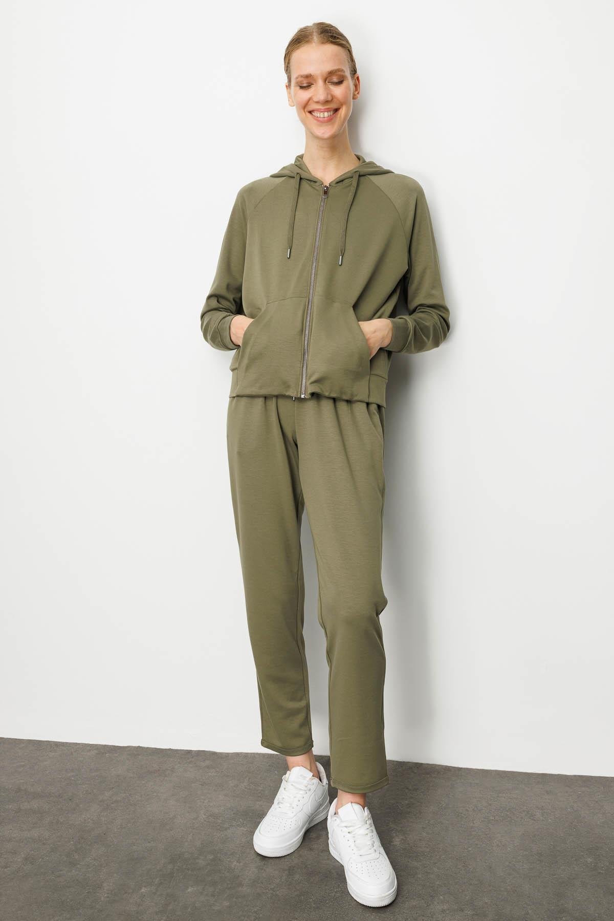 25426Kadın Yan Cepli Eşofman Altı Haki