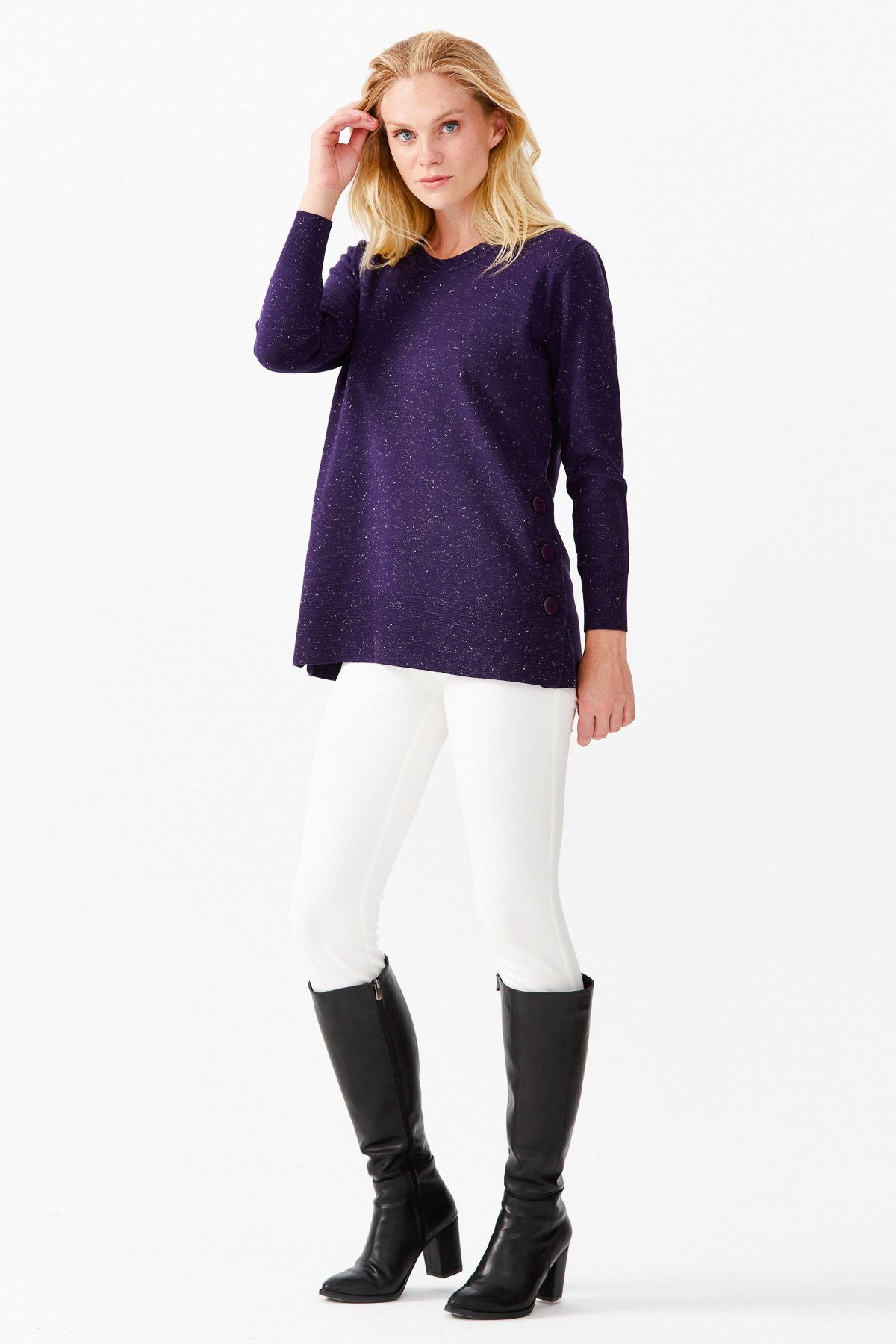 21370Женский свитер с люрексом снизу и по покам фиолетовый 