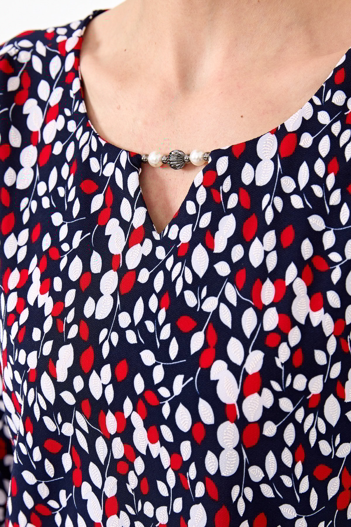 23467Kadın Yaprak Desenli Penye Bluz Lacivert