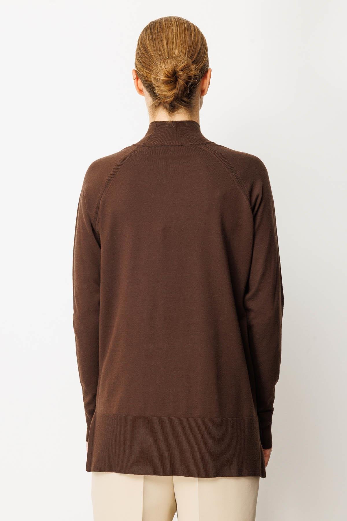 22305Kadın Yarım Balıkçı Yaka Kolları Yırtmaçlı Basic Kazak Kahve