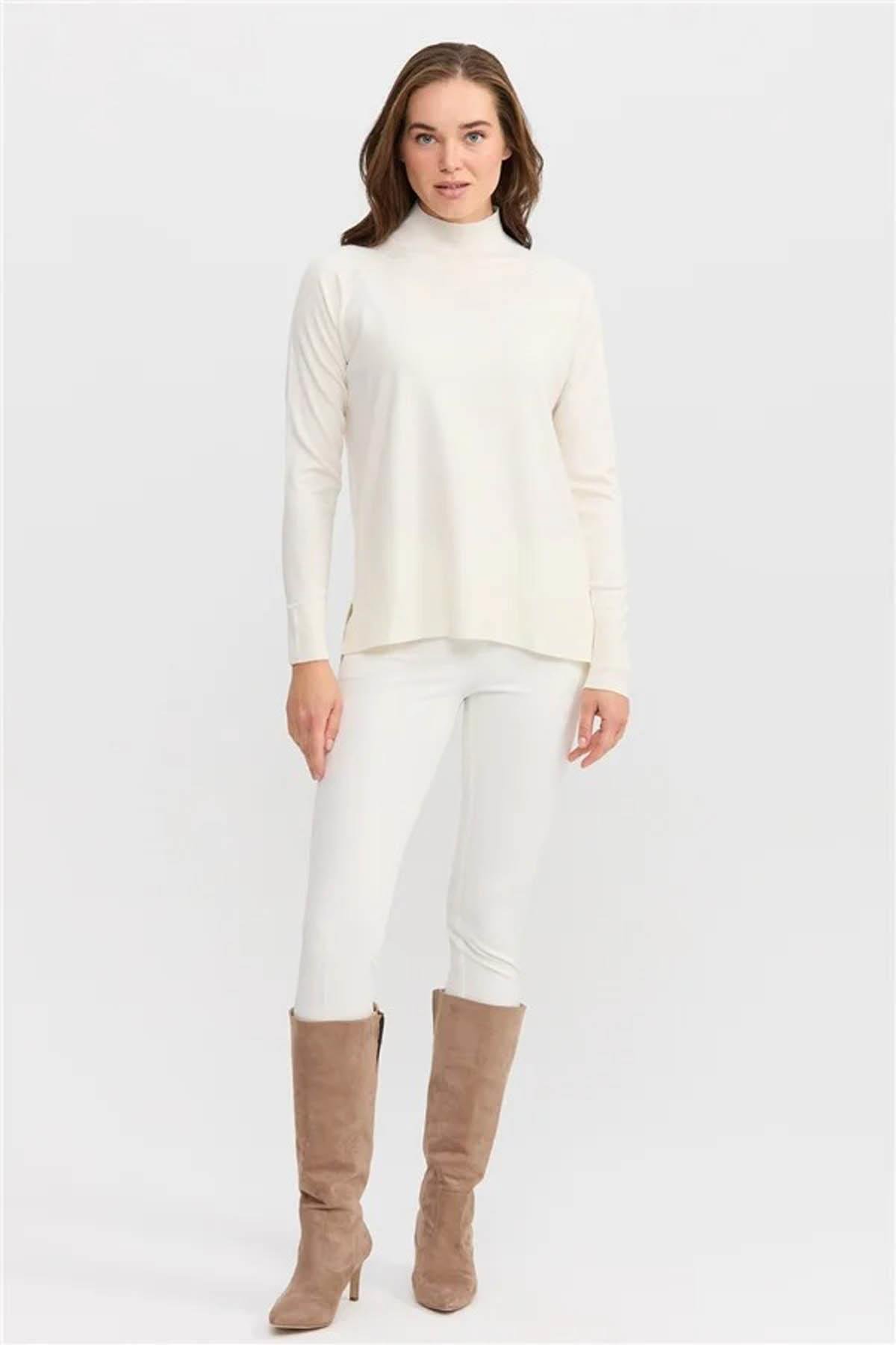 22305Kadın Yarım Balıkçı Yaka Kolları Yırtmaçlı Basic Kazak Kemik