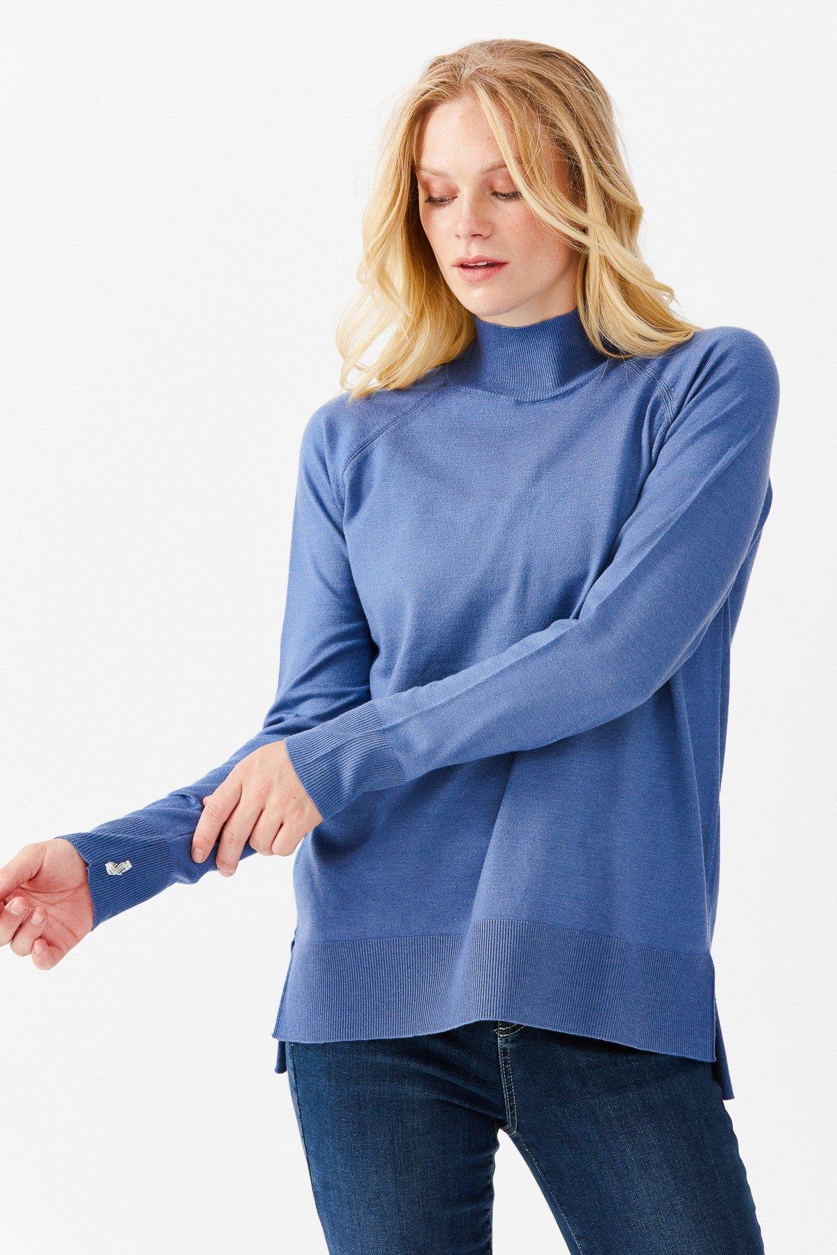 22305Kadın Yarım Balıkçı Yaka Kolları Yırtmaçlı Kazak Mavi