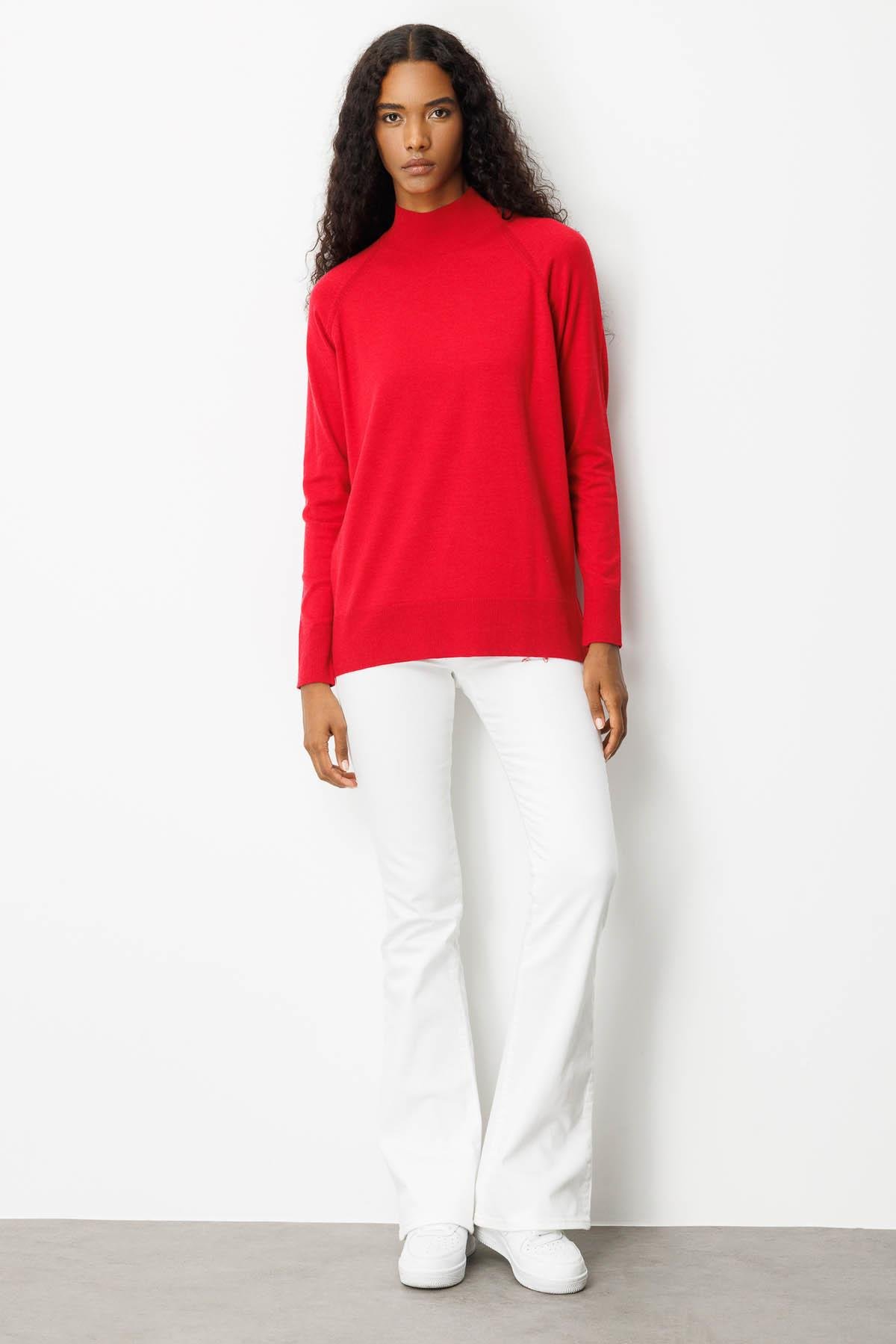 22305Kadın Yarım Balıkçı Yaka Kolları Yırtmaçlı Basic Kazak K.Kırmızı