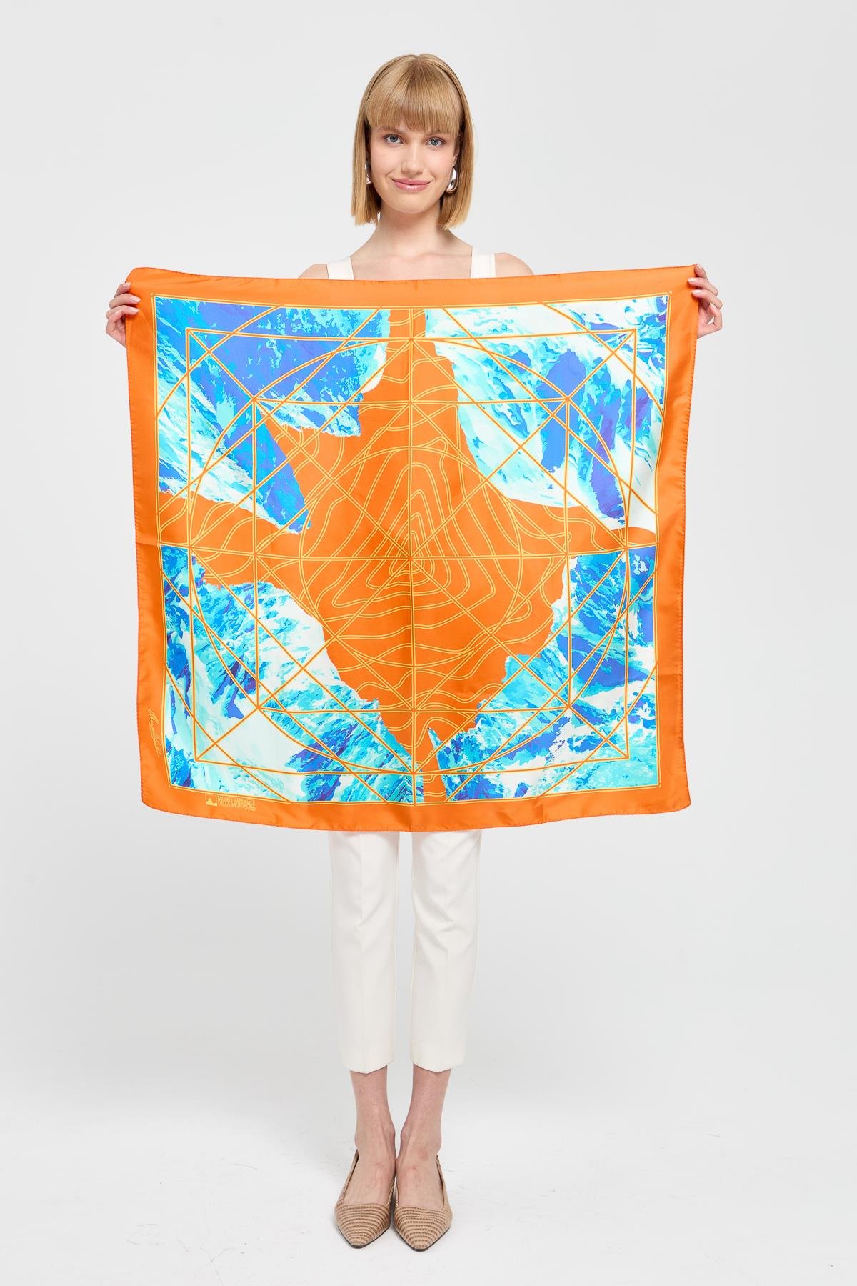 121Özel Tasarım İpek Eşarp 02