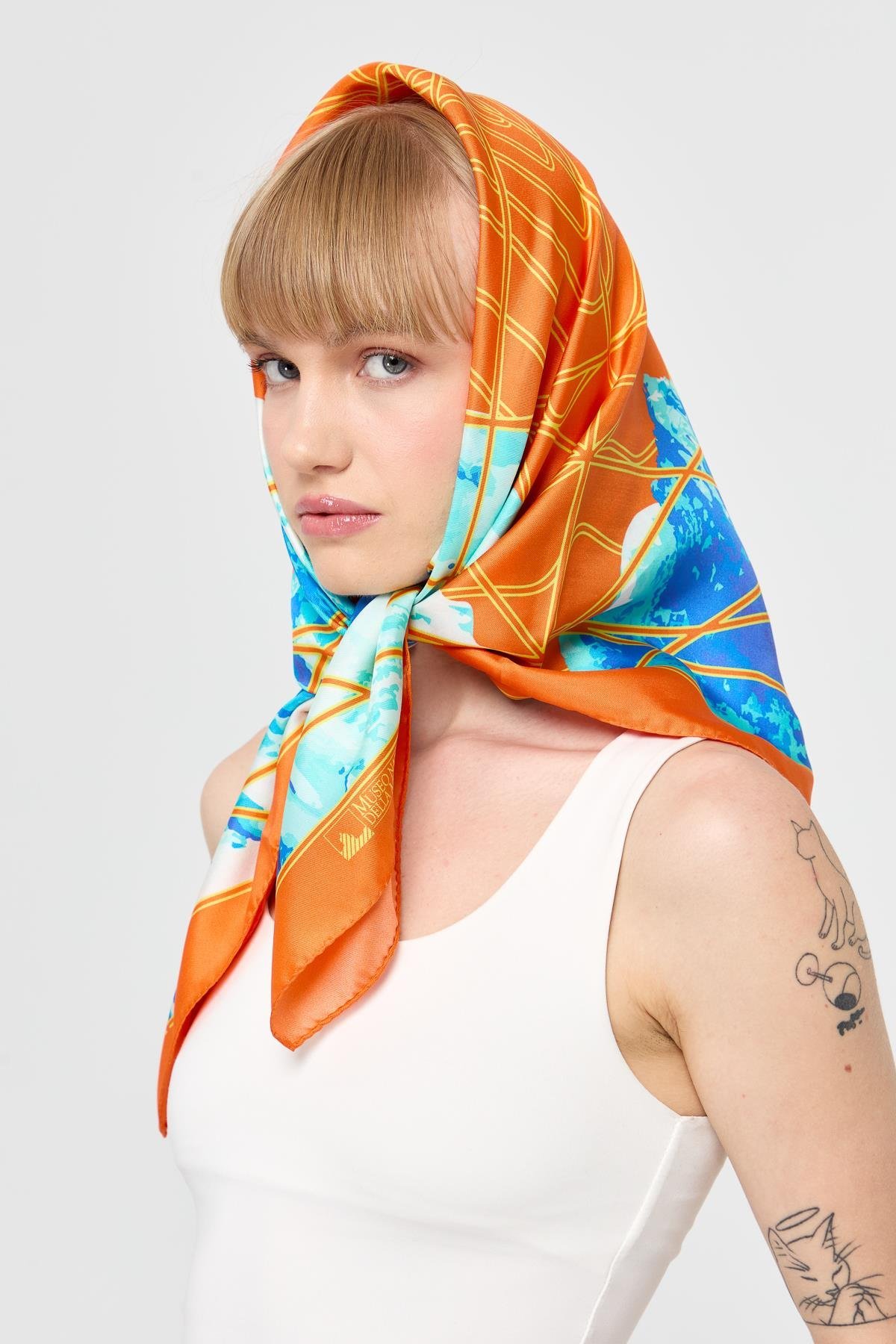 121Özel Tasarım İpek Eşarp 02