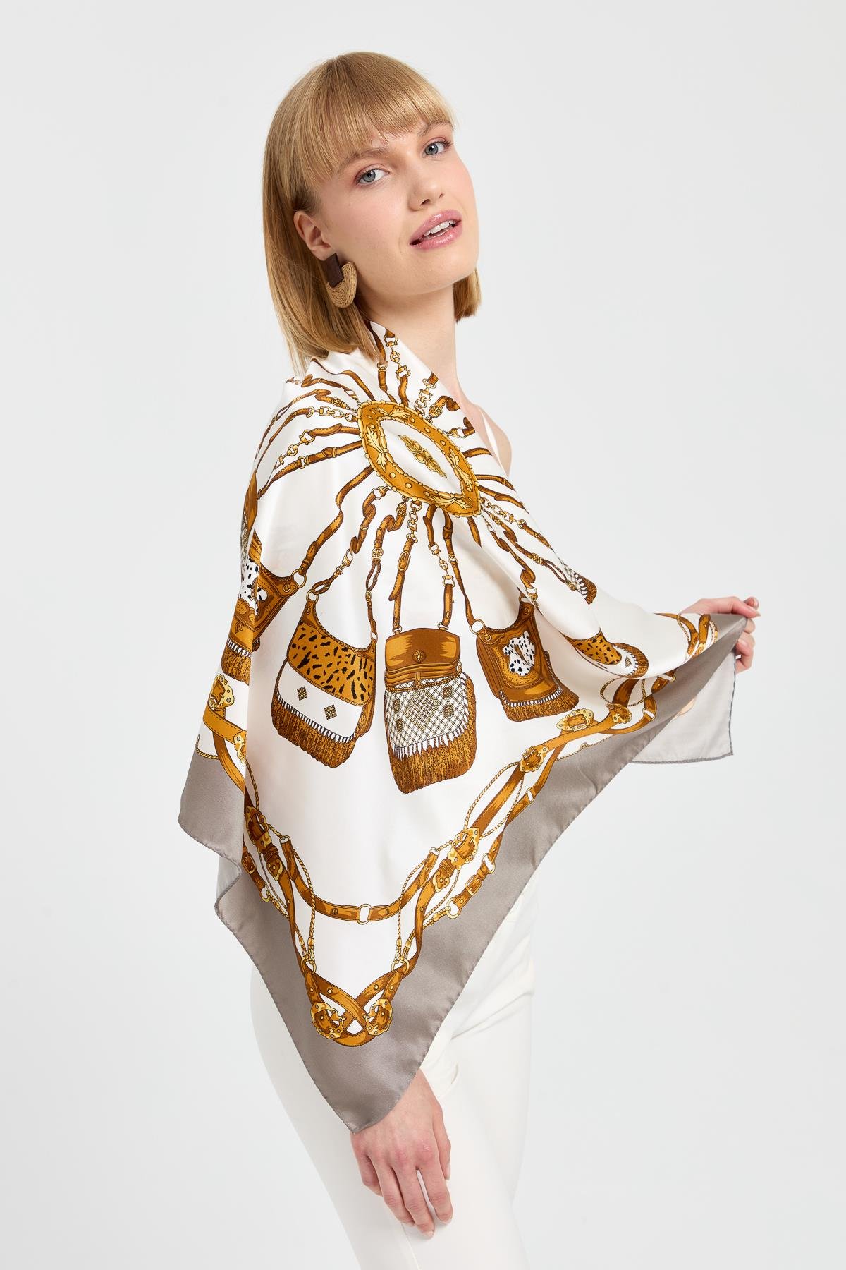 121Özel Tasarım İpek Eşarp 08