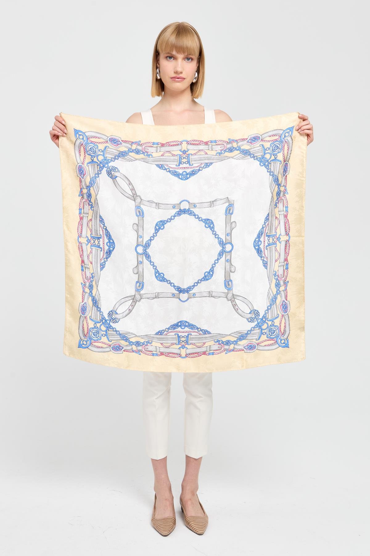 121Özel Tasarım İpek Eşarp 10