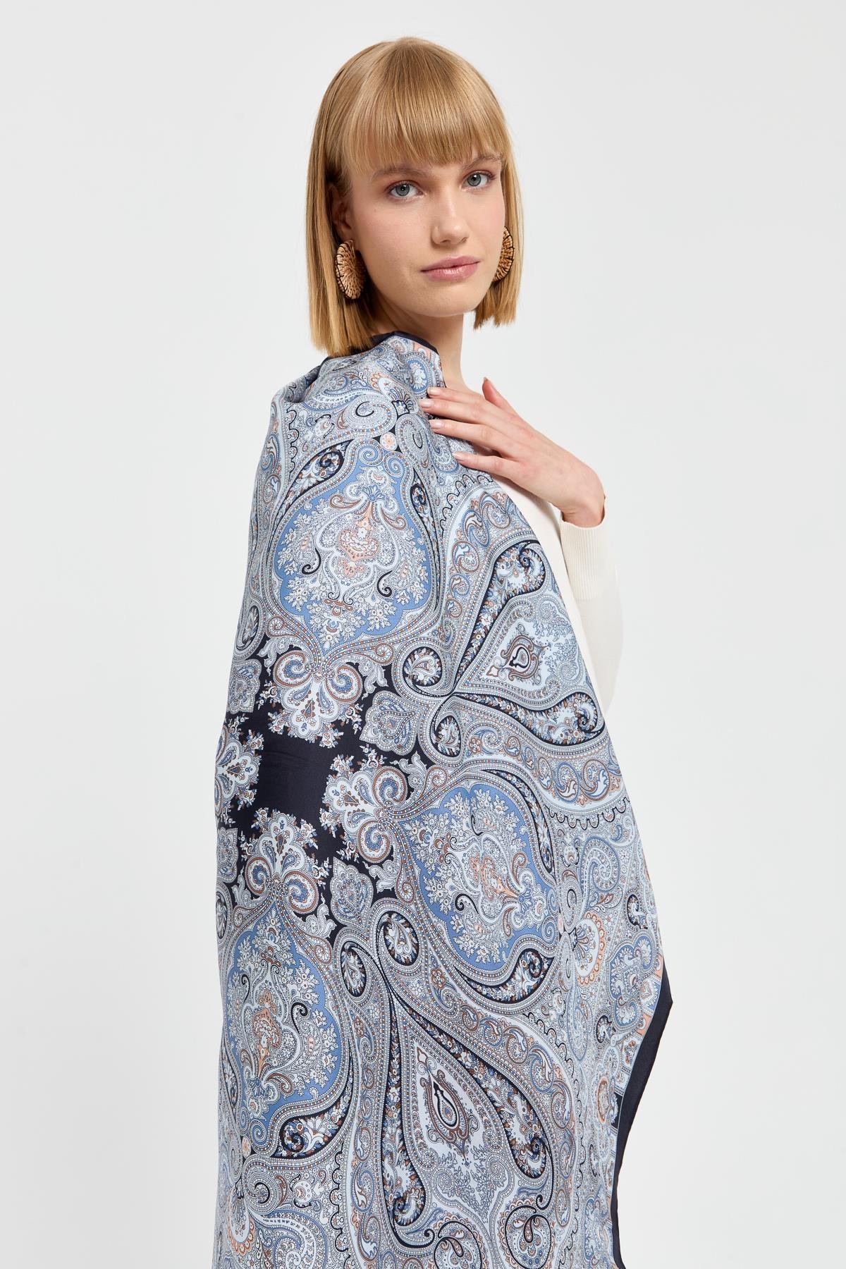 121Özel Tasarım İpek Eşarp 11