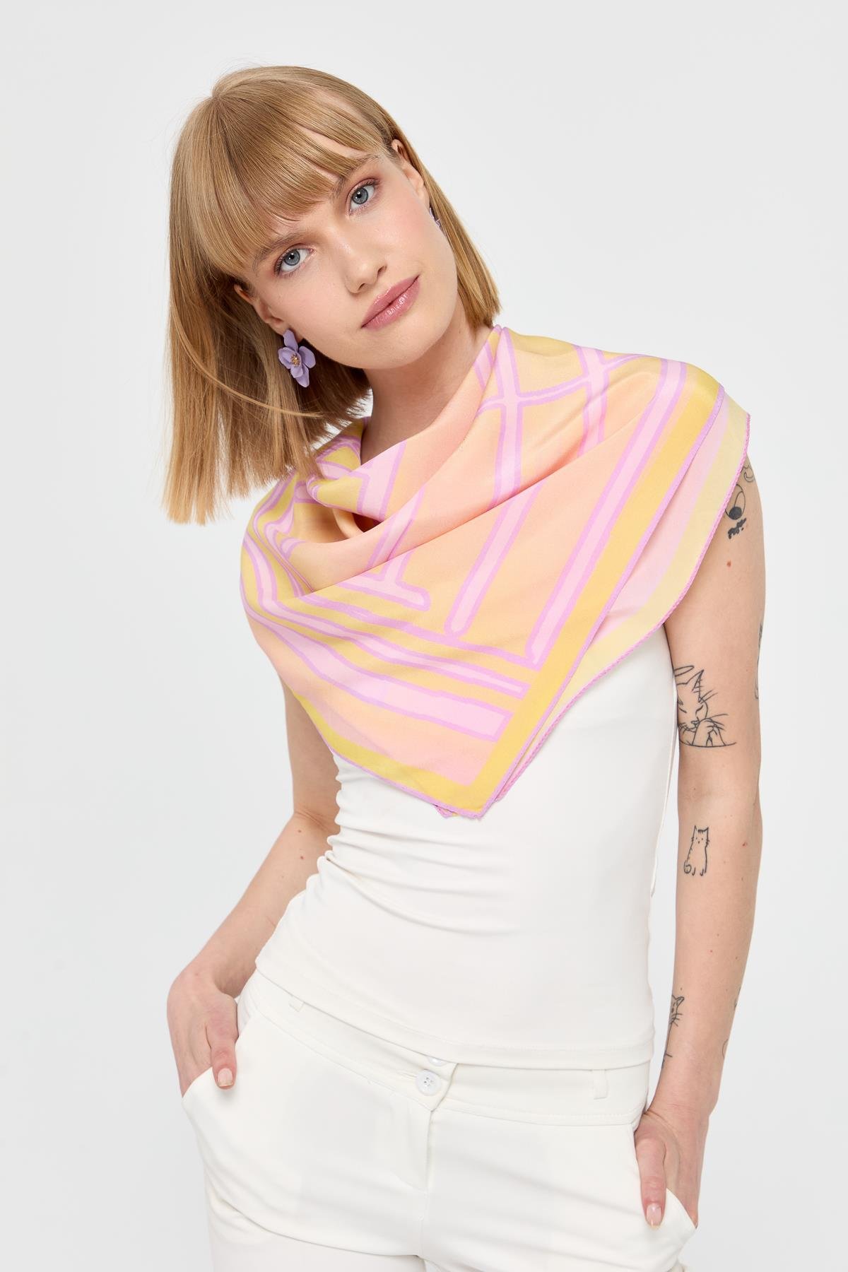 121Özel Tasarım İpek Eşarp 12