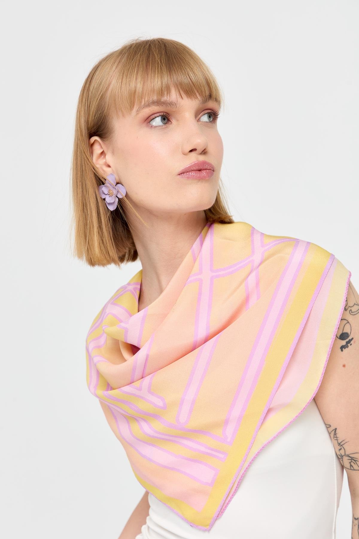 121Özel Tasarım İpek Eşarp 12