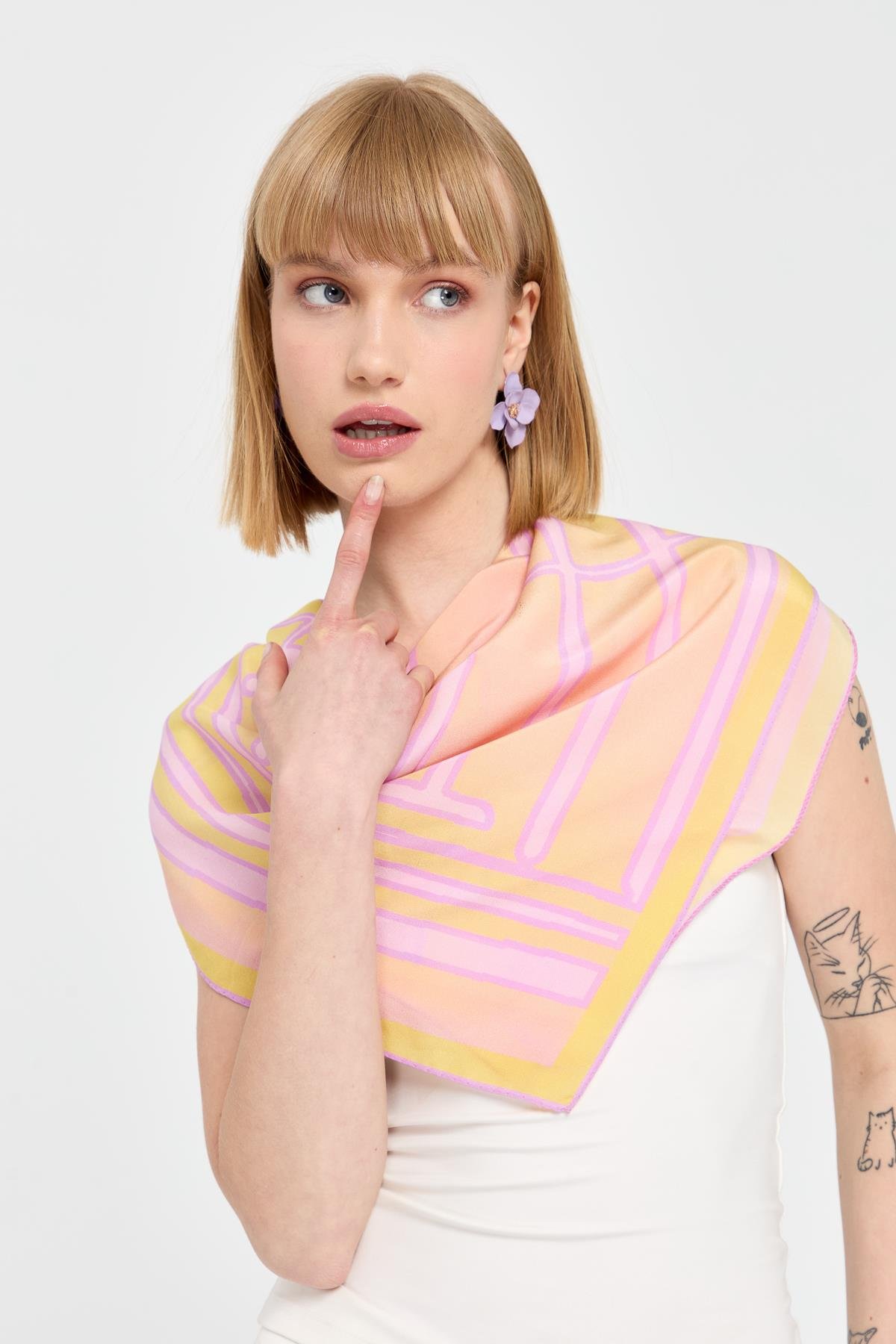 121Özel Tasarım İpek Eşarp 12