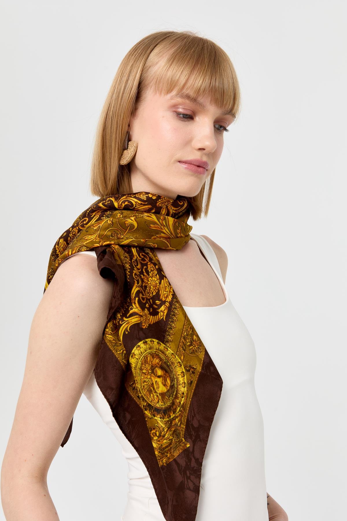 121Özel Tasarım İpek Eşarp 15