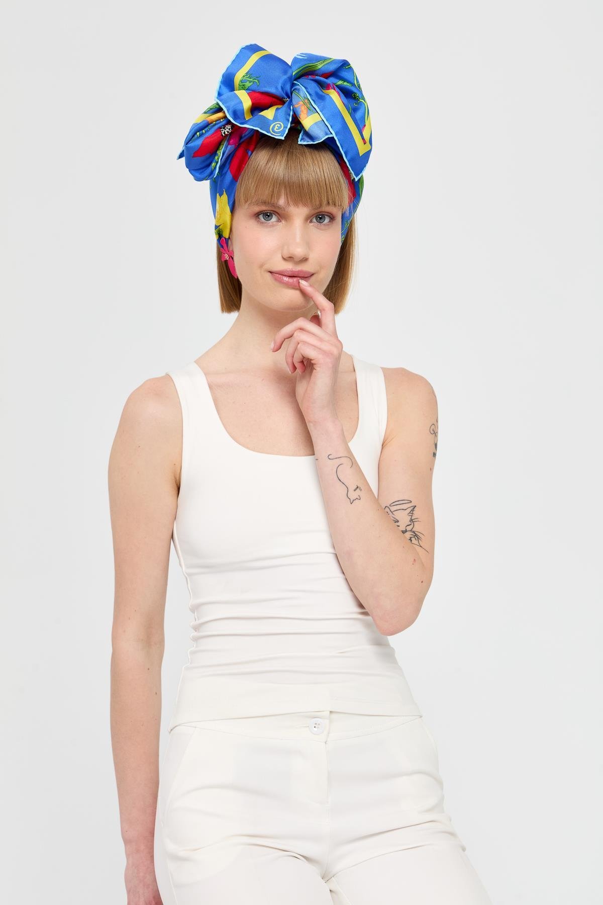 122Özel Tasarım İpek Fular 04