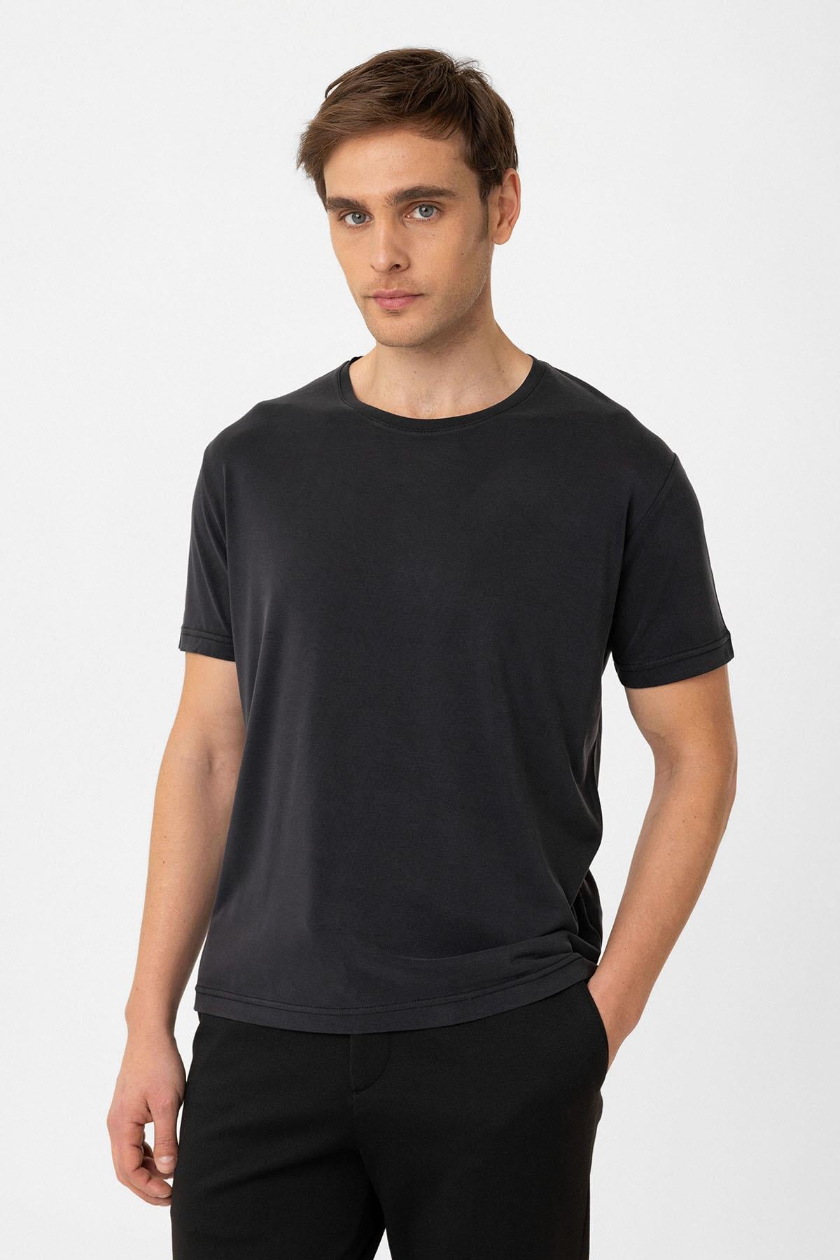 Antioch Siyah Regular Fit Modal Teknik Kumaş Erkek T-Shirt