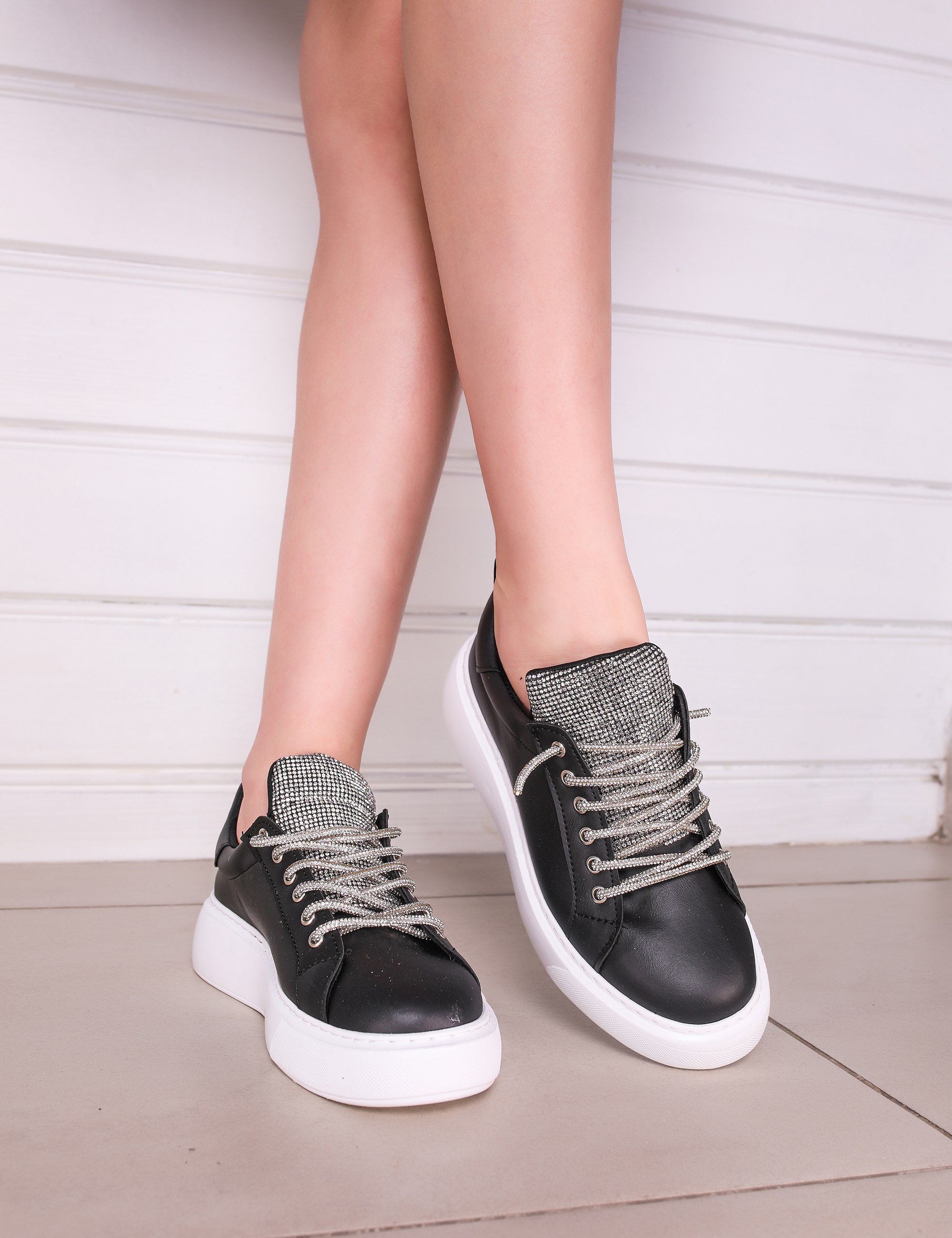 Addict Taşlı Spor Ayakkabı Siyah - Kadın Ayakkabı