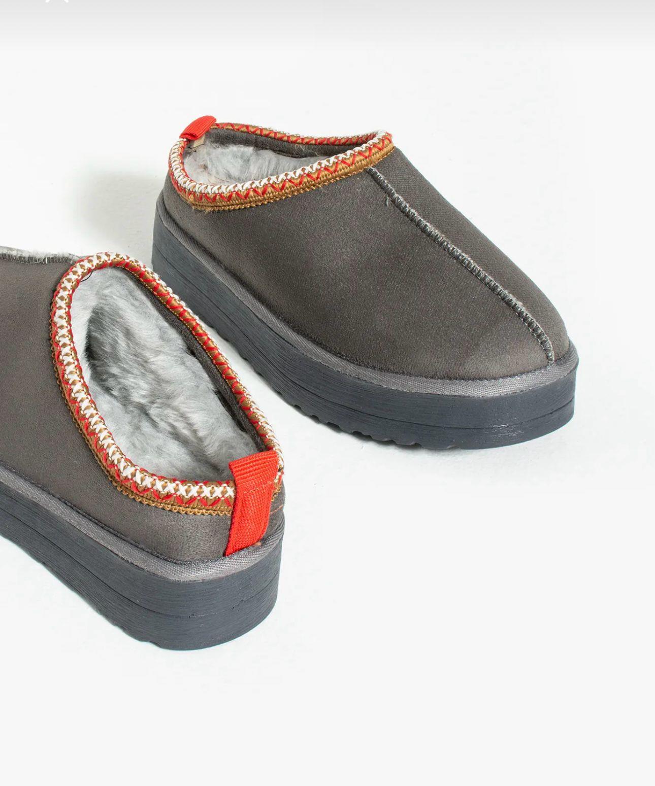 Ayaza Terlik Gri - BOT